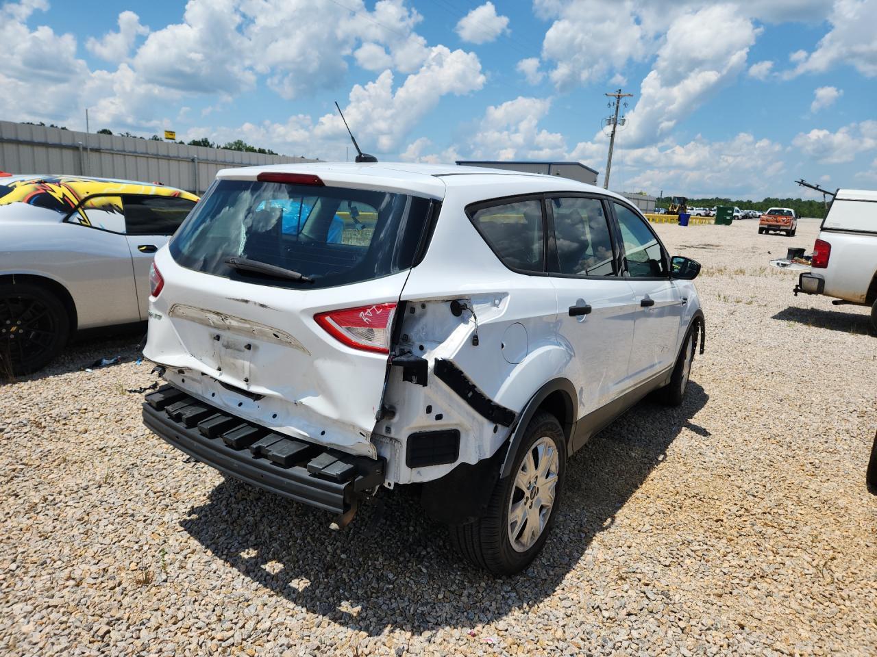 2015 Ford Escape S White vin: 1FMCU0F74FUA54047