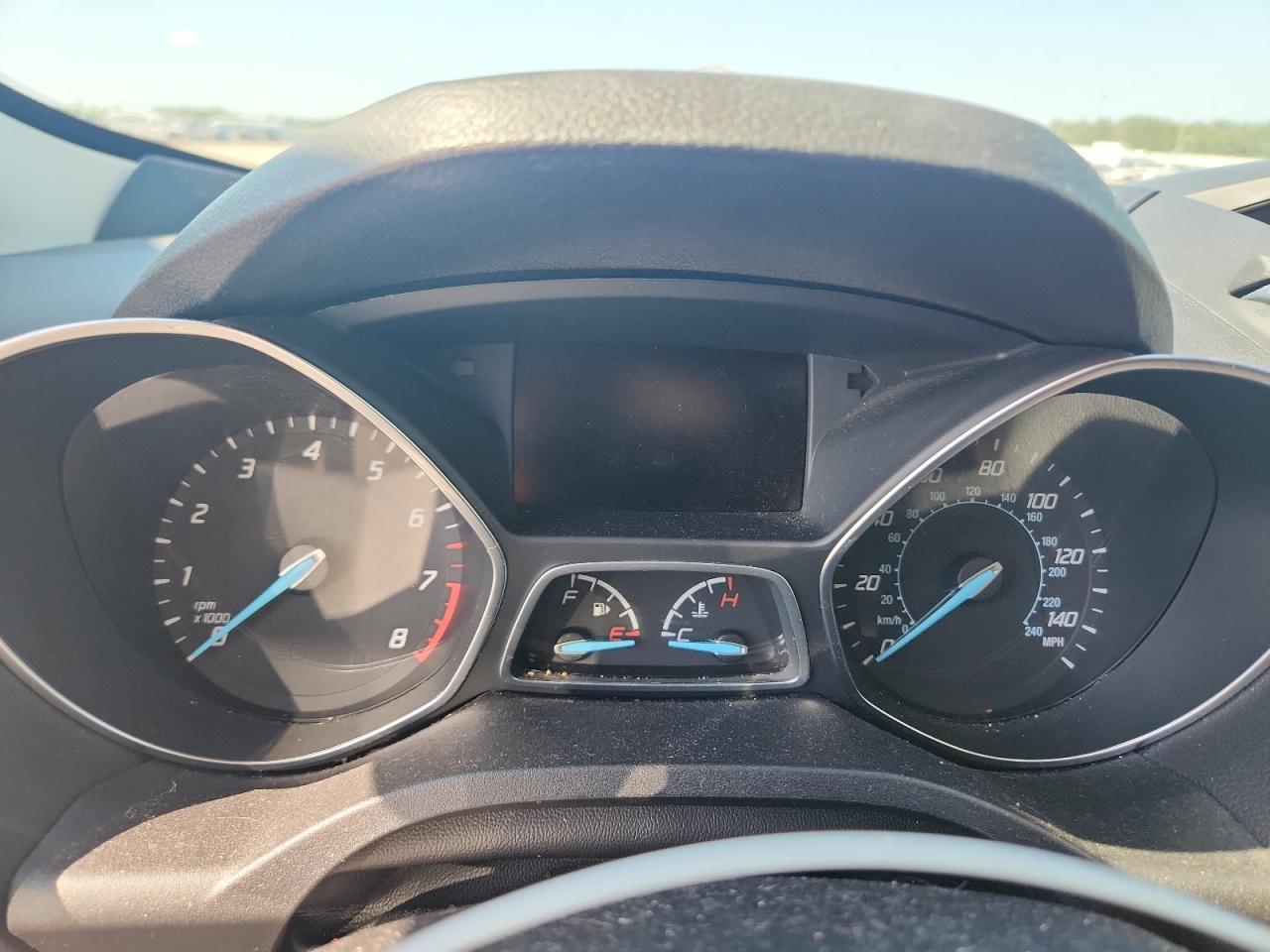 2015 Ford Escape S White vin: 1FMCU0F74FUA54047