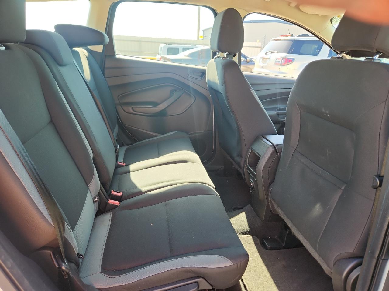 2015 Ford Escape S White vin: 1FMCU0F74FUA54047