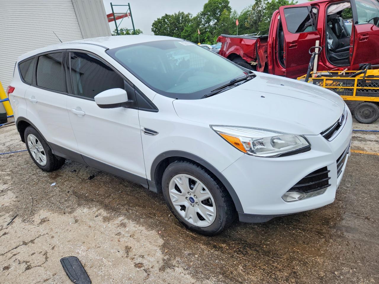 2015 Ford Escape White vin: 1FMCU0F74FUA91518