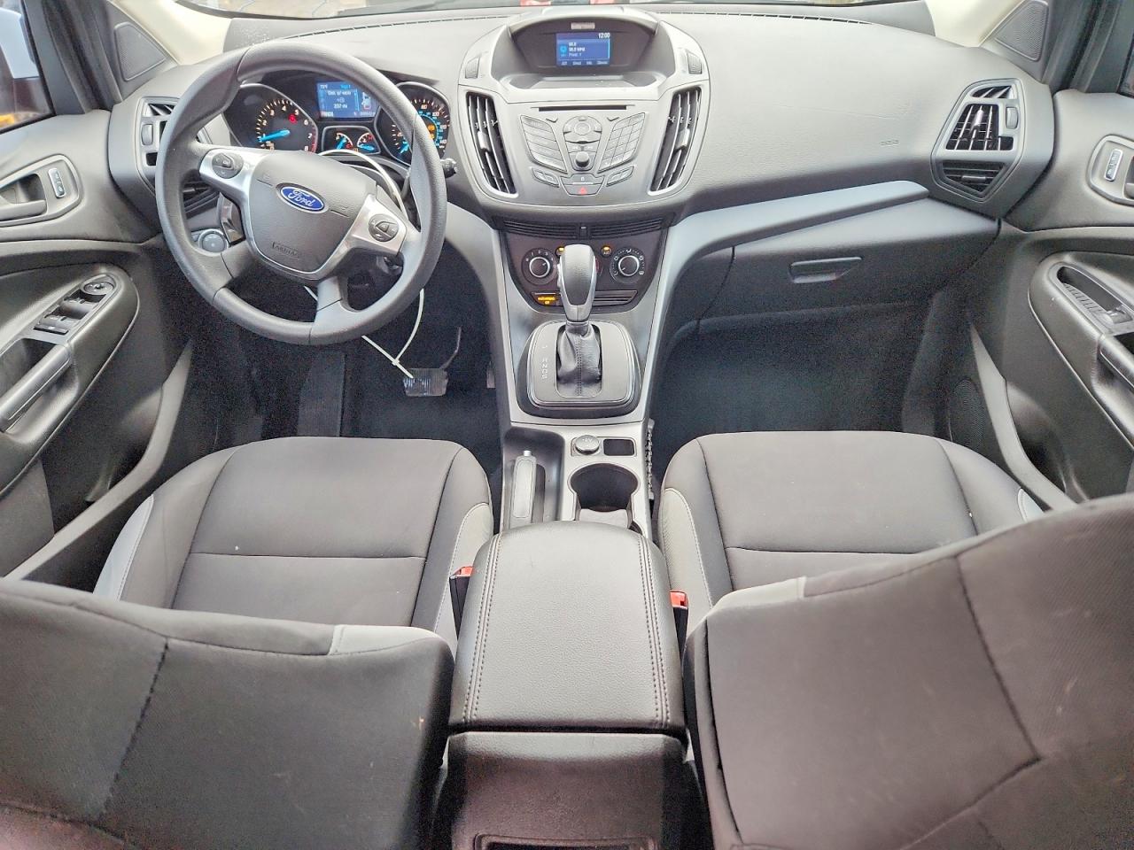 2015 Ford Escape White vin: 1FMCU0F74FUA91518