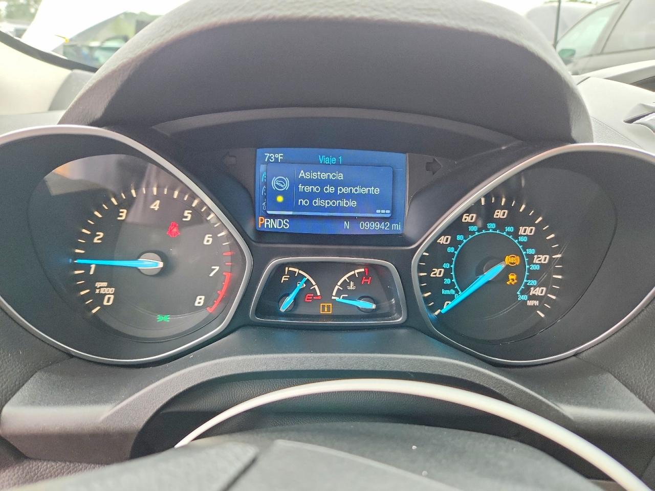 2015 Ford Escape White vin: 1FMCU0F74FUA91518