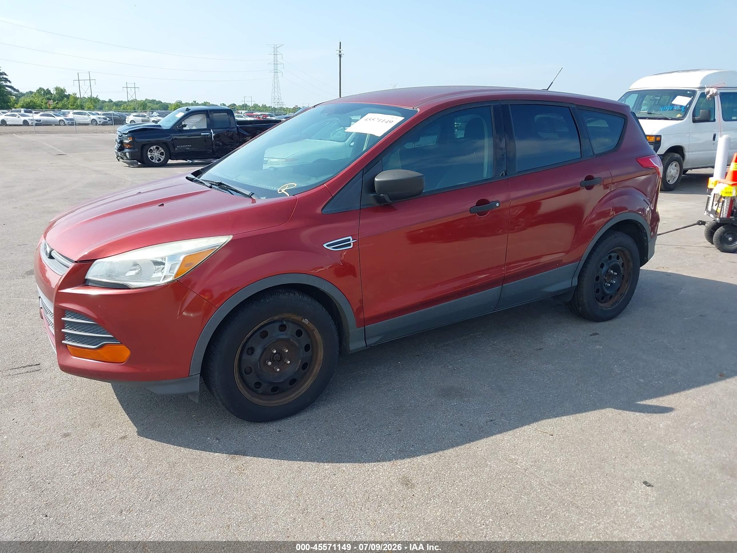 2015 Ford Escape S Бордовый vin: 1FMCU0F74FUB56092