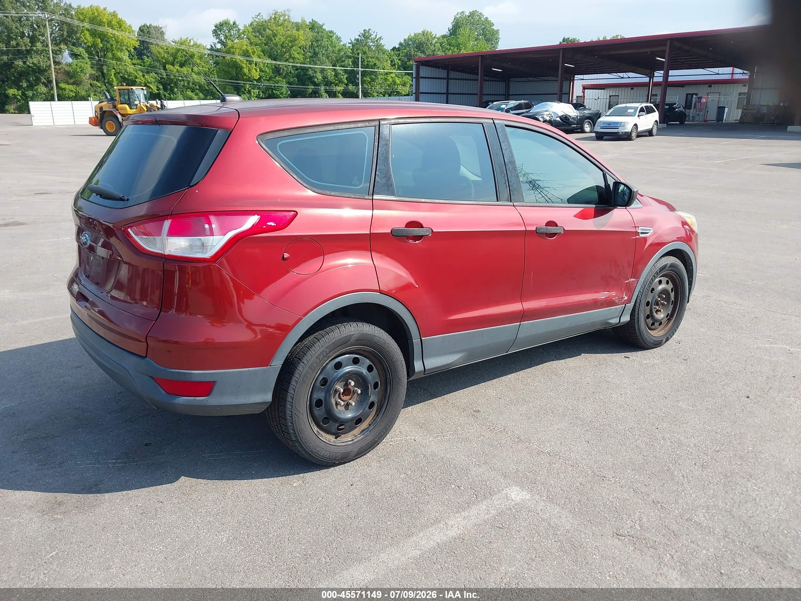 2015 Ford Escape S Бордовый vin: 1FMCU0F74FUB56092