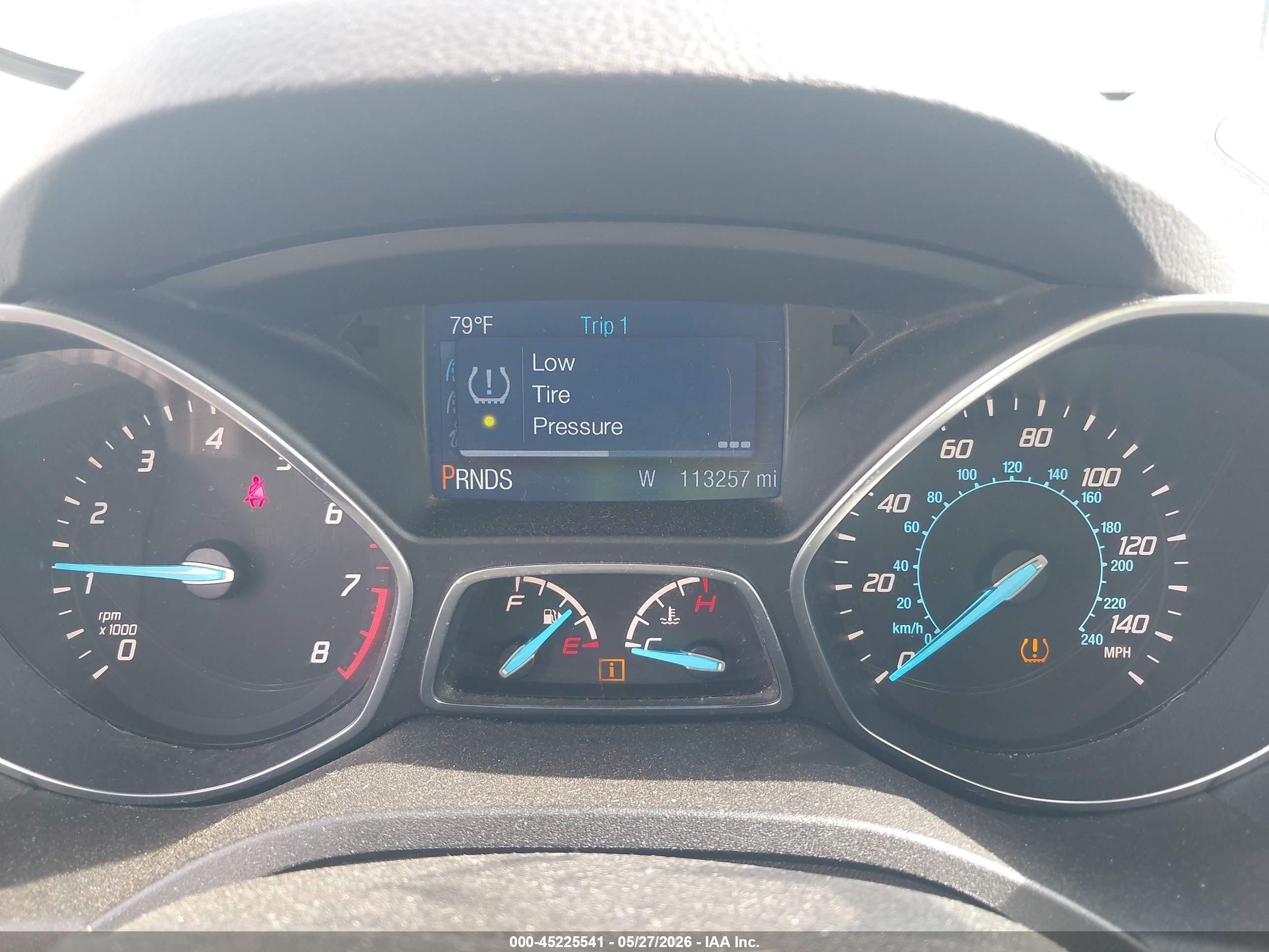2015 Ford Escape S Белый vin: 1FMCU0F74FUC24892