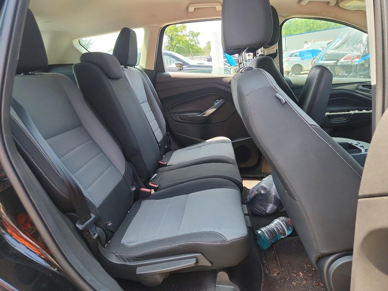 2017 Ford Escape S Черный vin: 1FMCU0F74HUD64542