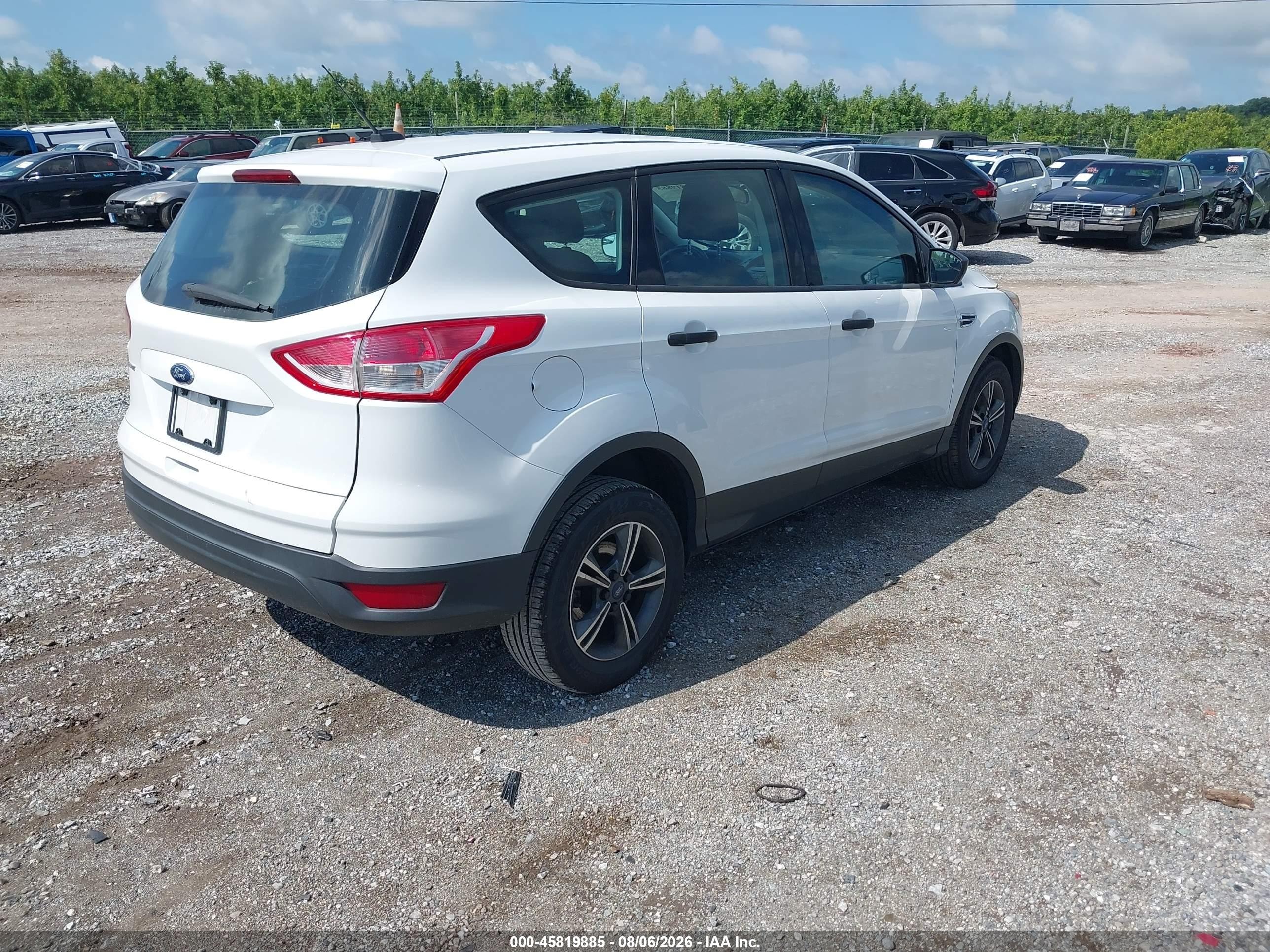 2013 Ford Escape S White vin: 1FMCU0F75DUA45080