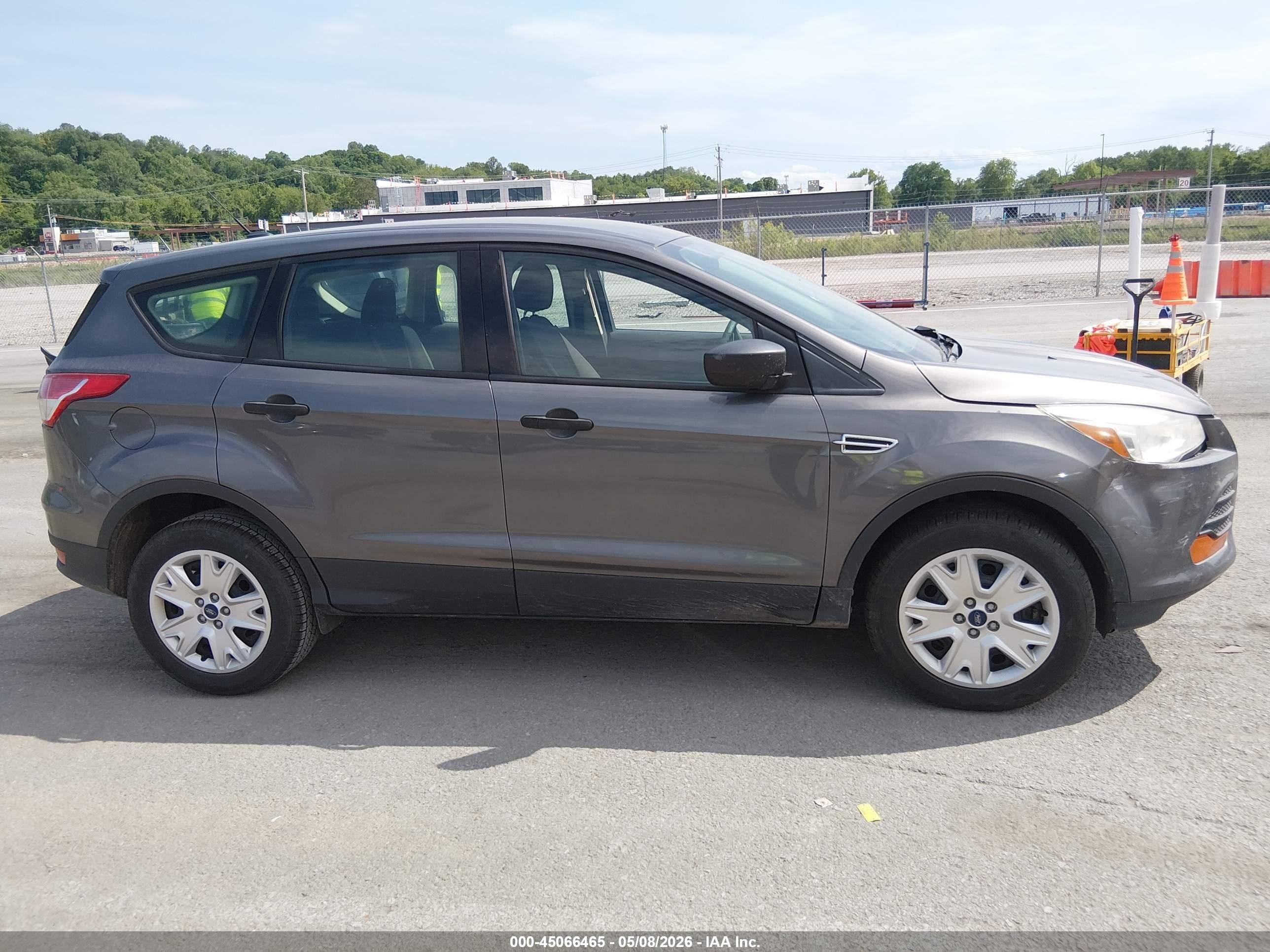 2013 Ford Escape S Gray vin: 1FMCU0F75DUB15158