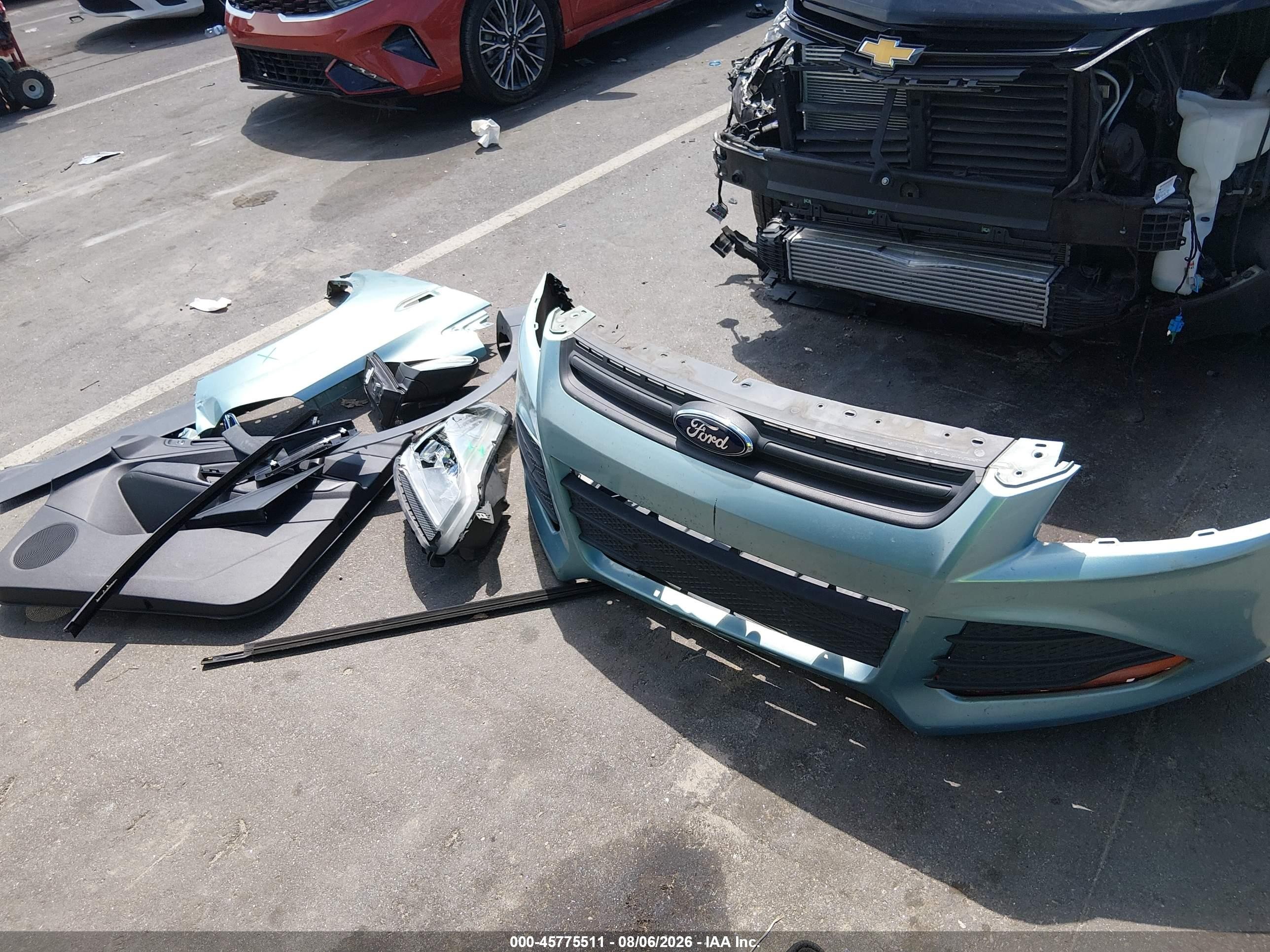 2013 Ford Escape S Blue vin: 1FMCU0F75DUB44188