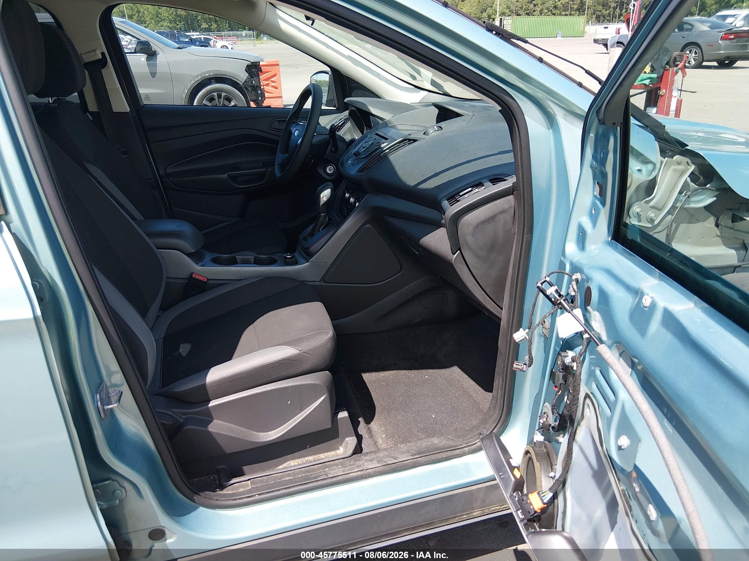 2013 Ford Escape S Blue vin: 1FMCU0F75DUB44188