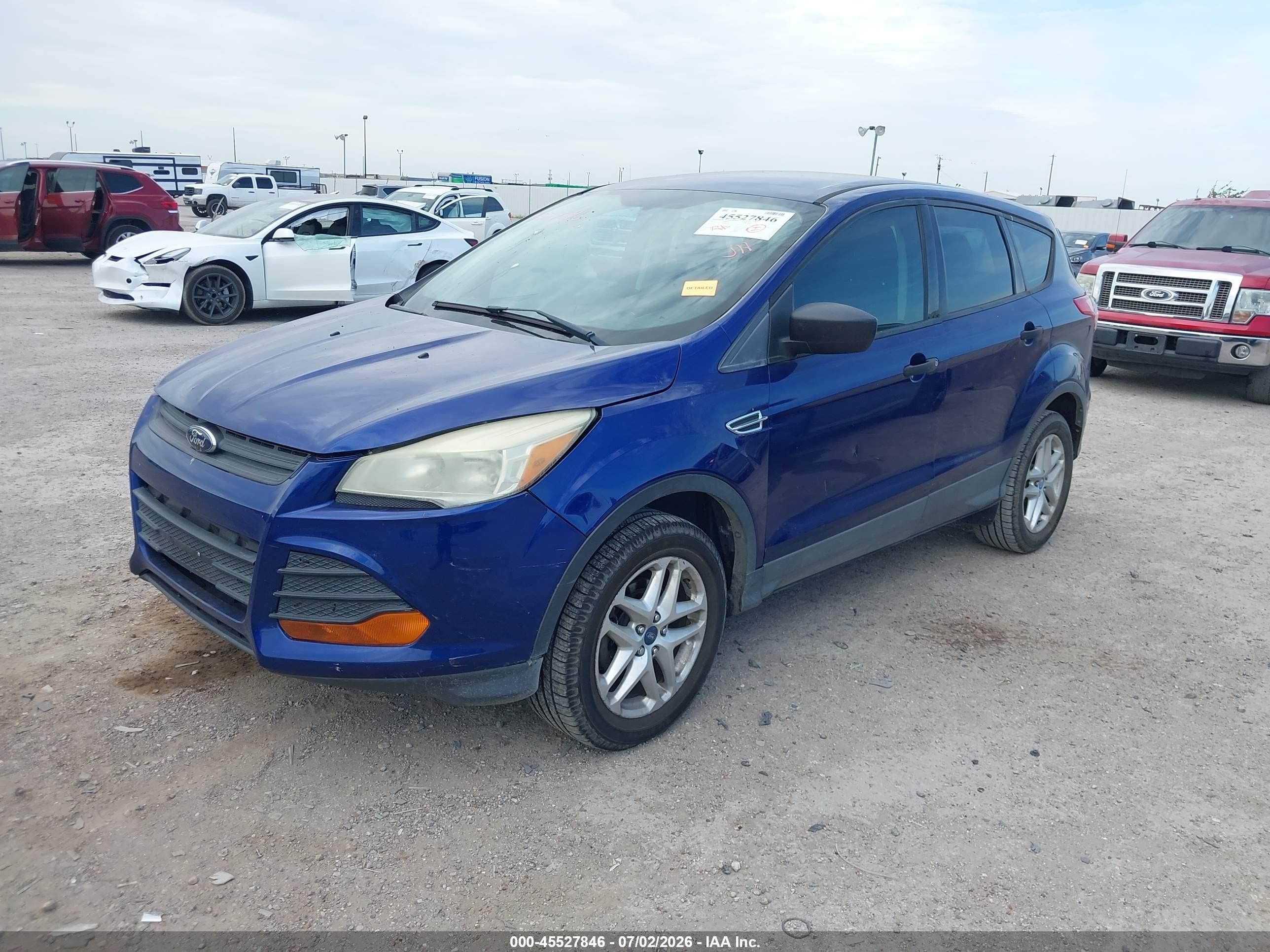2013 Ford Escape S Blue vin: 1FMCU0F75DUD01637
