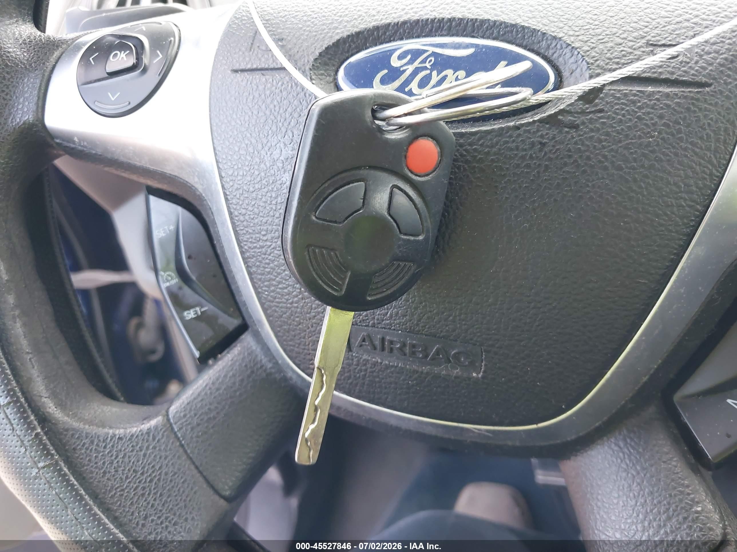 2013 Ford Escape S Blue vin: 1FMCU0F75DUD01637