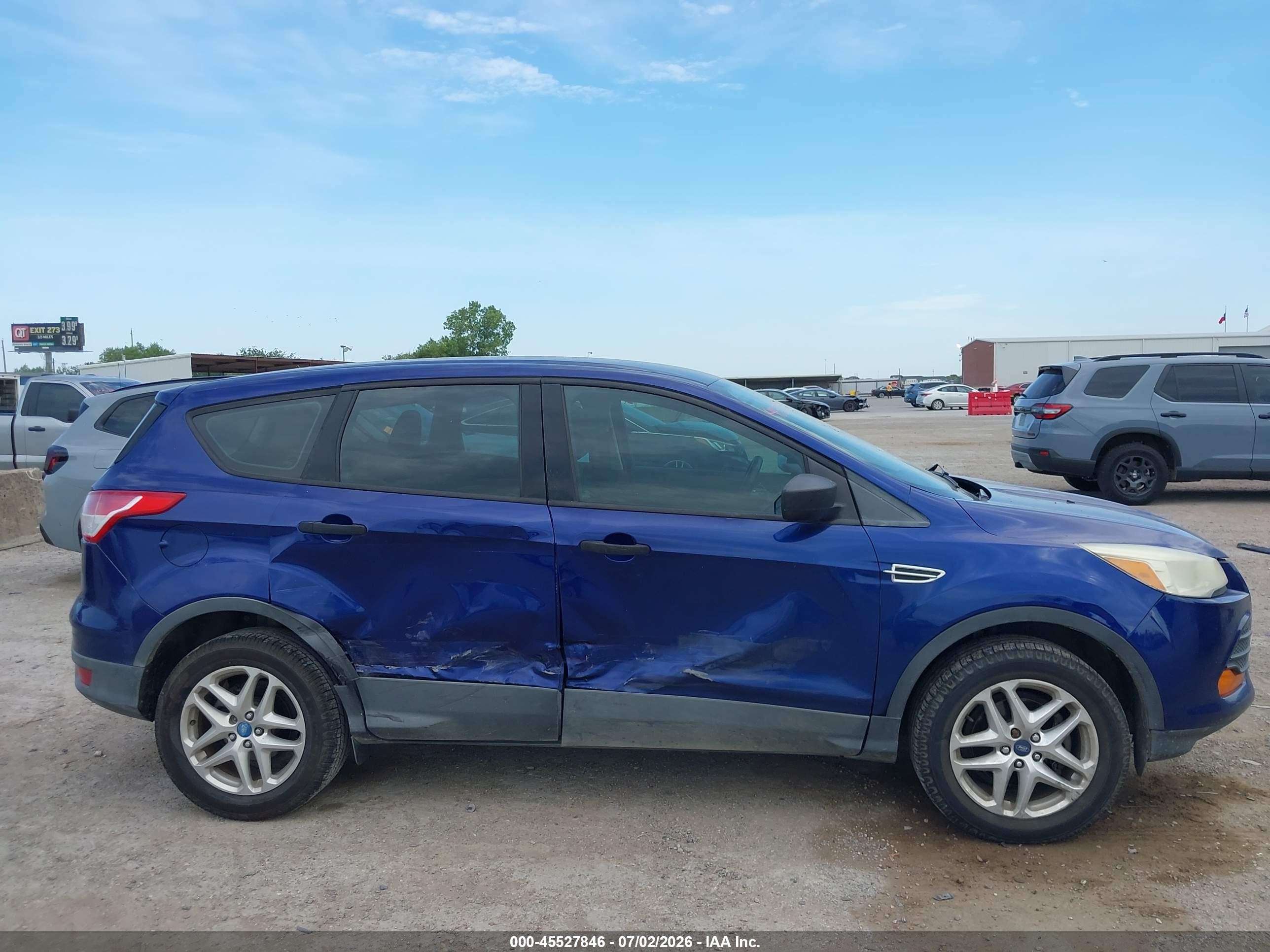 2013 Ford Escape S Blue vin: 1FMCU0F75DUD01637