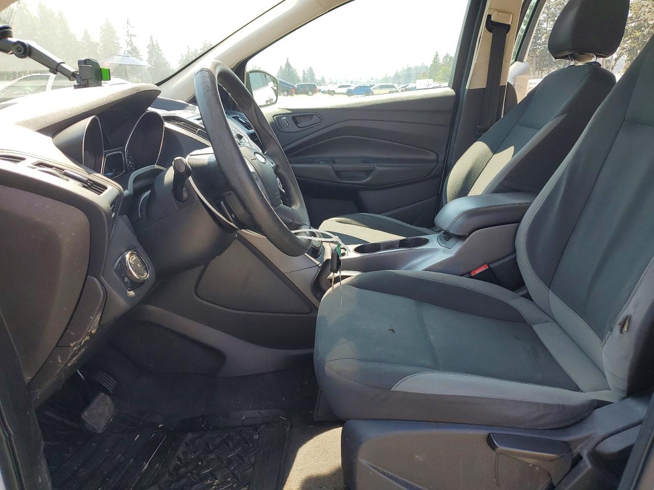 2014 Ford Escape S Белый vin: 1FMCU0F75EUB09362