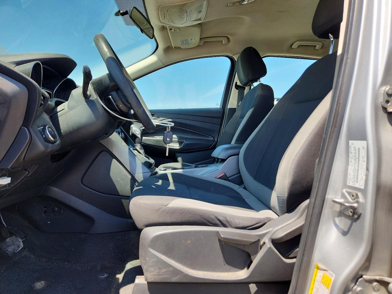 2014 Ford Escape S Серебряный vin: 1FMCU0F75EUB19955
