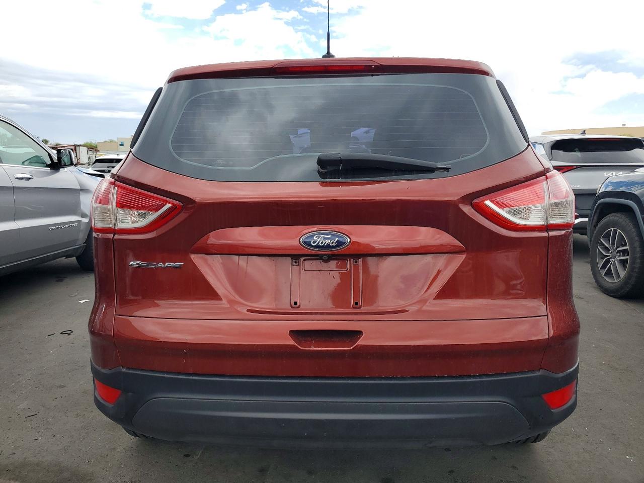 2014 Ford Escape Burgundy vin: 1FMCU0F75EUB64118