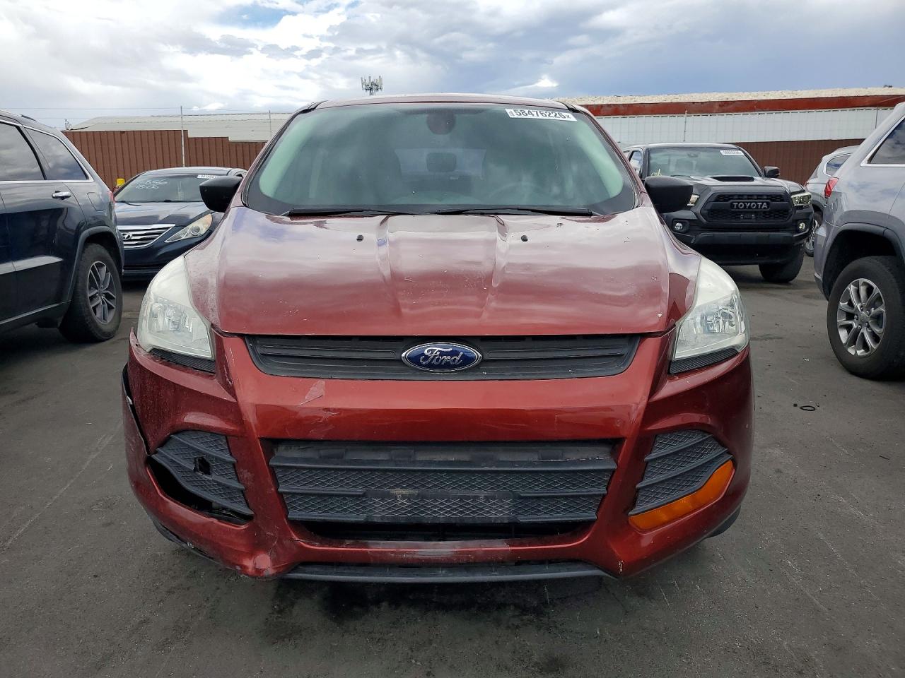 2014 Ford Escape Burgundy vin: 1FMCU0F75EUB64118