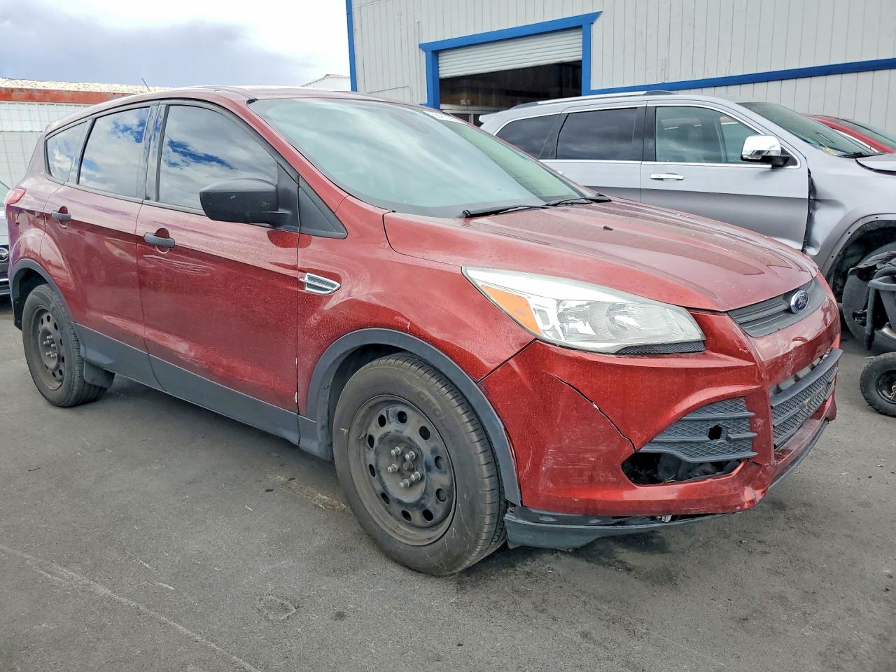 2014 Ford Escape Burgundy vin: 1FMCU0F75EUB64118