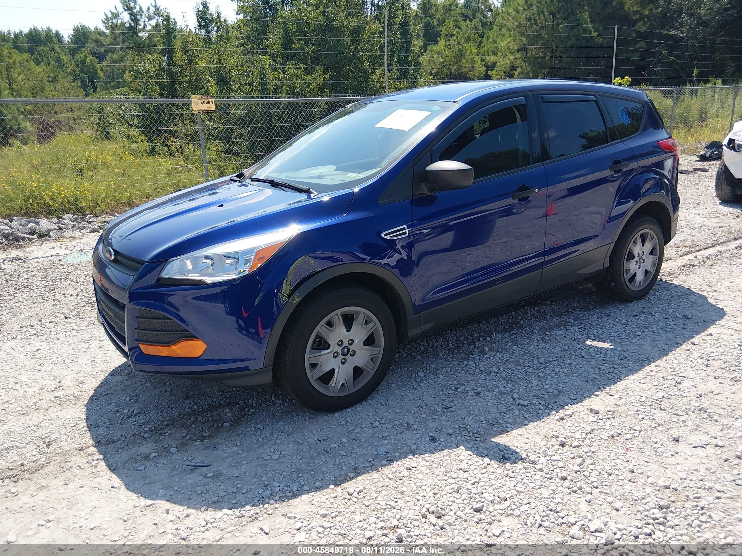 2014 Ford Escape S Синий vin: 1FMCU0F75EUB92520