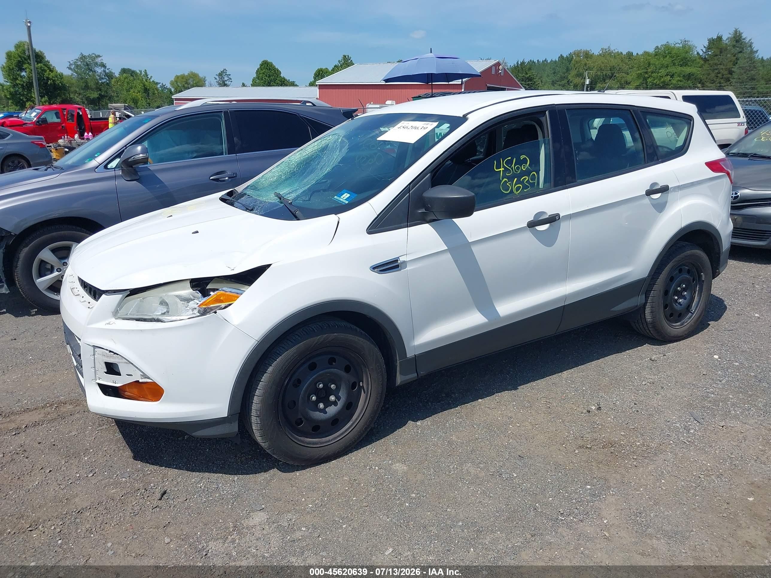 2014 Ford Escape S White vin: 1FMCU0F75EUC01121