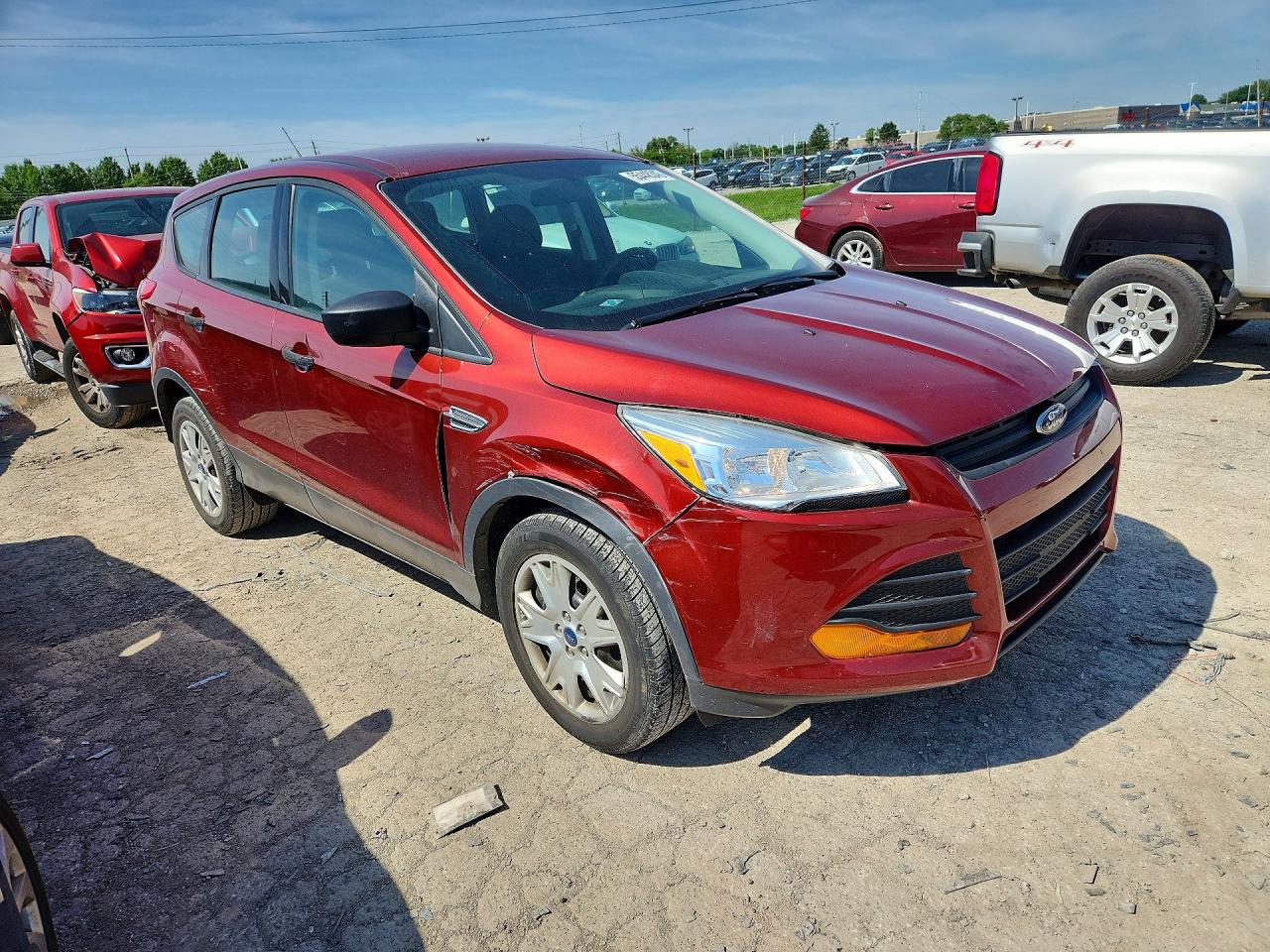 2014 Ford Escape S Красный vin: 1FMCU0F75EUC28271