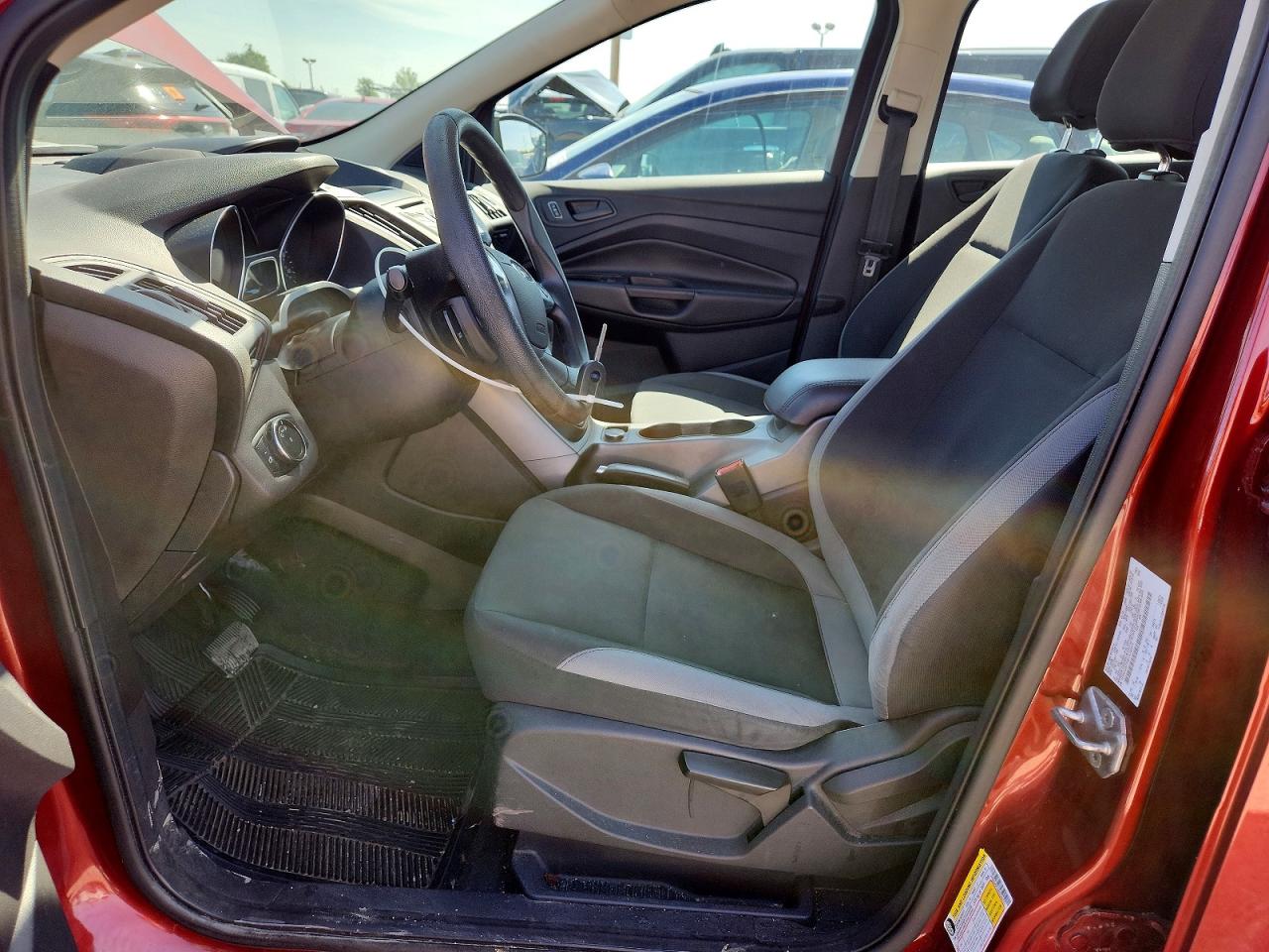 2014 Ford Escape S Красный vin: 1FMCU0F75EUC28271