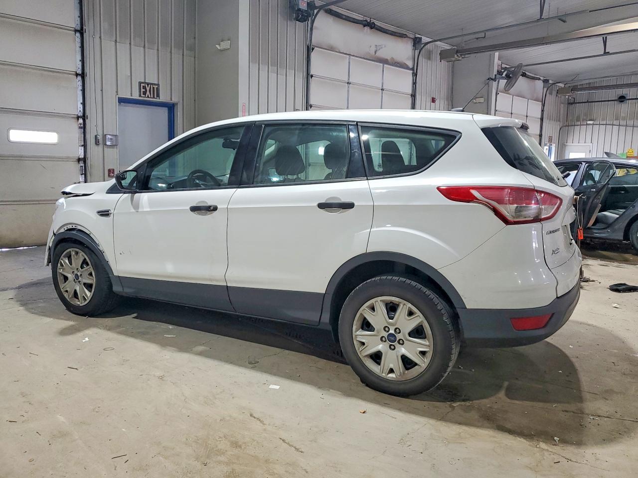 2014 Ford Escape S Белый vin: 1FMCU0F75EUD44845
