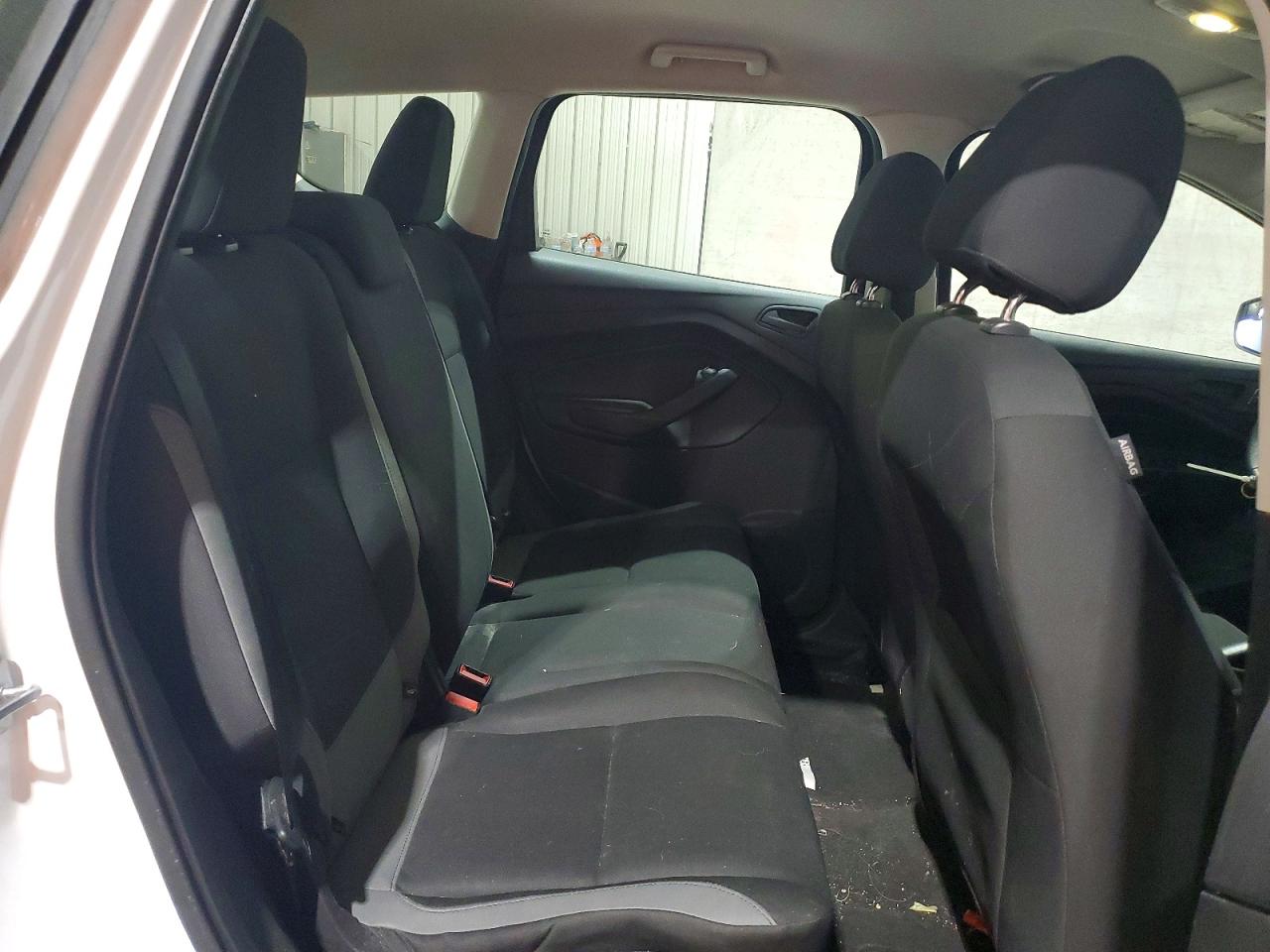 2014 Ford Escape S Белый vin: 1FMCU0F75EUD44845