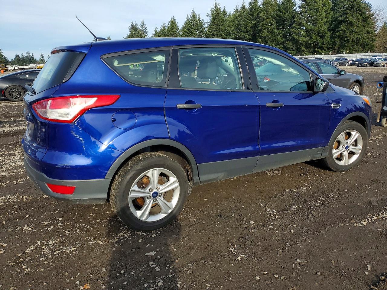 2014 Ford Escape S Blue vin: 1FMCU0F75EUD69468