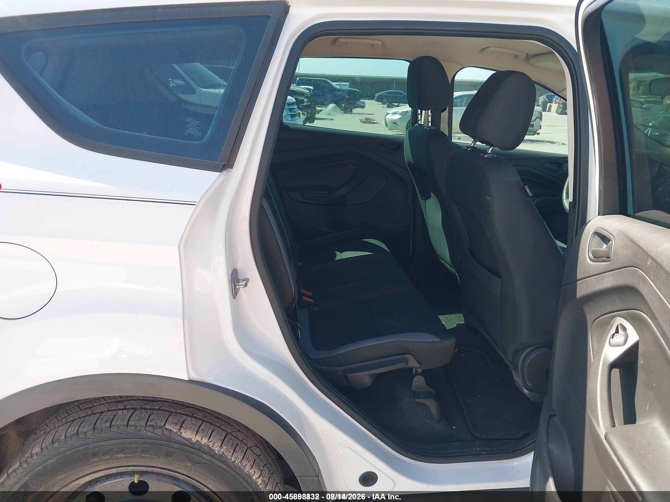 2014 Ford Escape S White vin: 1FMCU0F75EUE12058