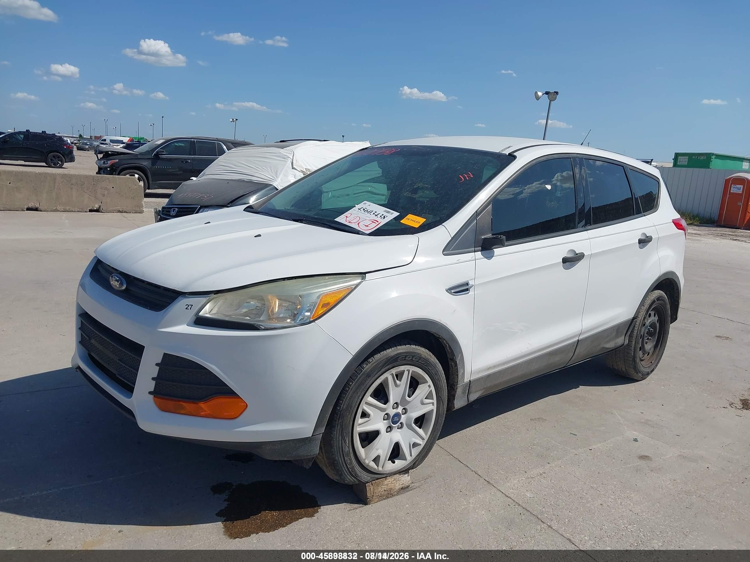 2014 Ford Escape S White vin: 1FMCU0F75EUE12058