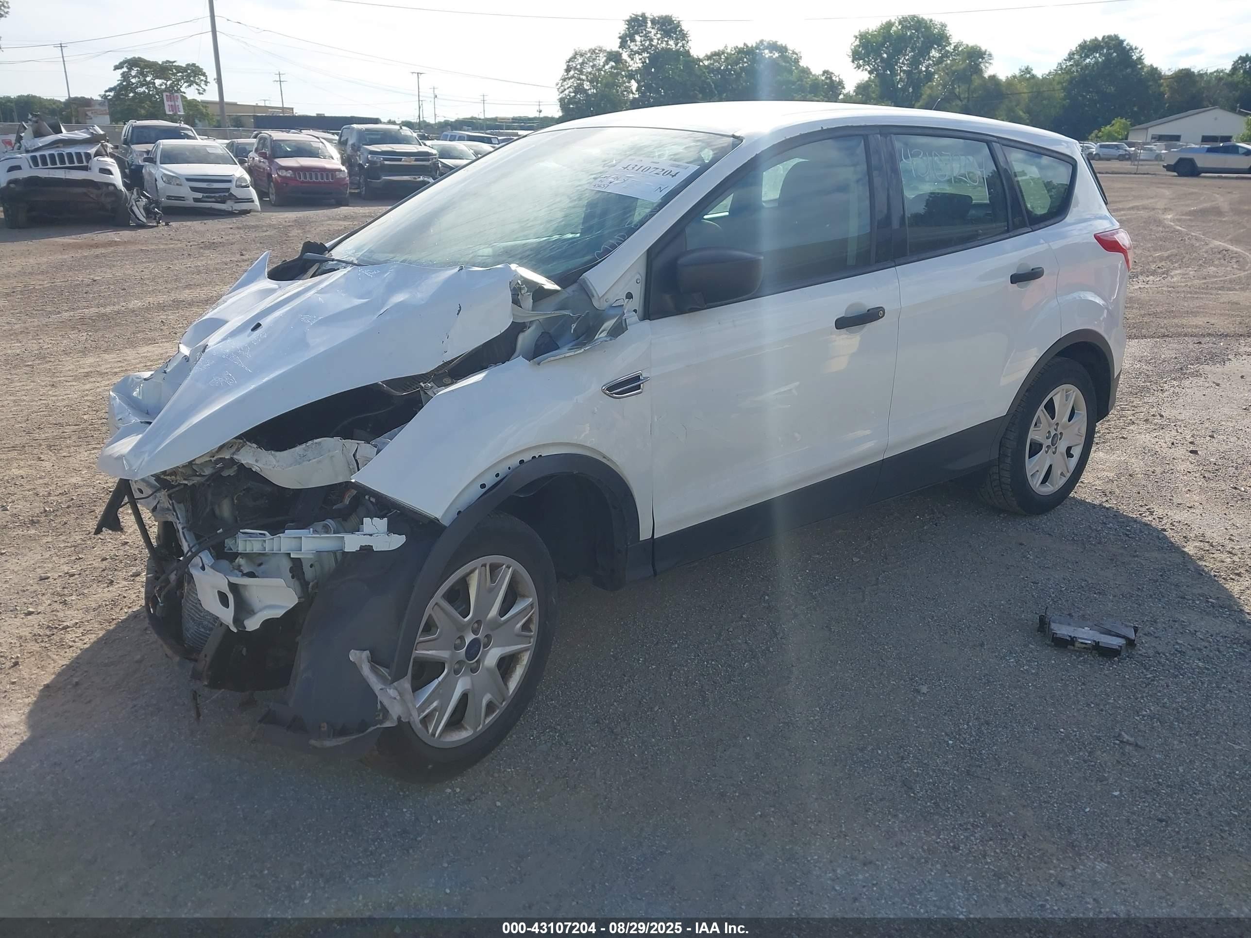 2015 Ford Escape S White vin: 1FMCU0F75FUA06959