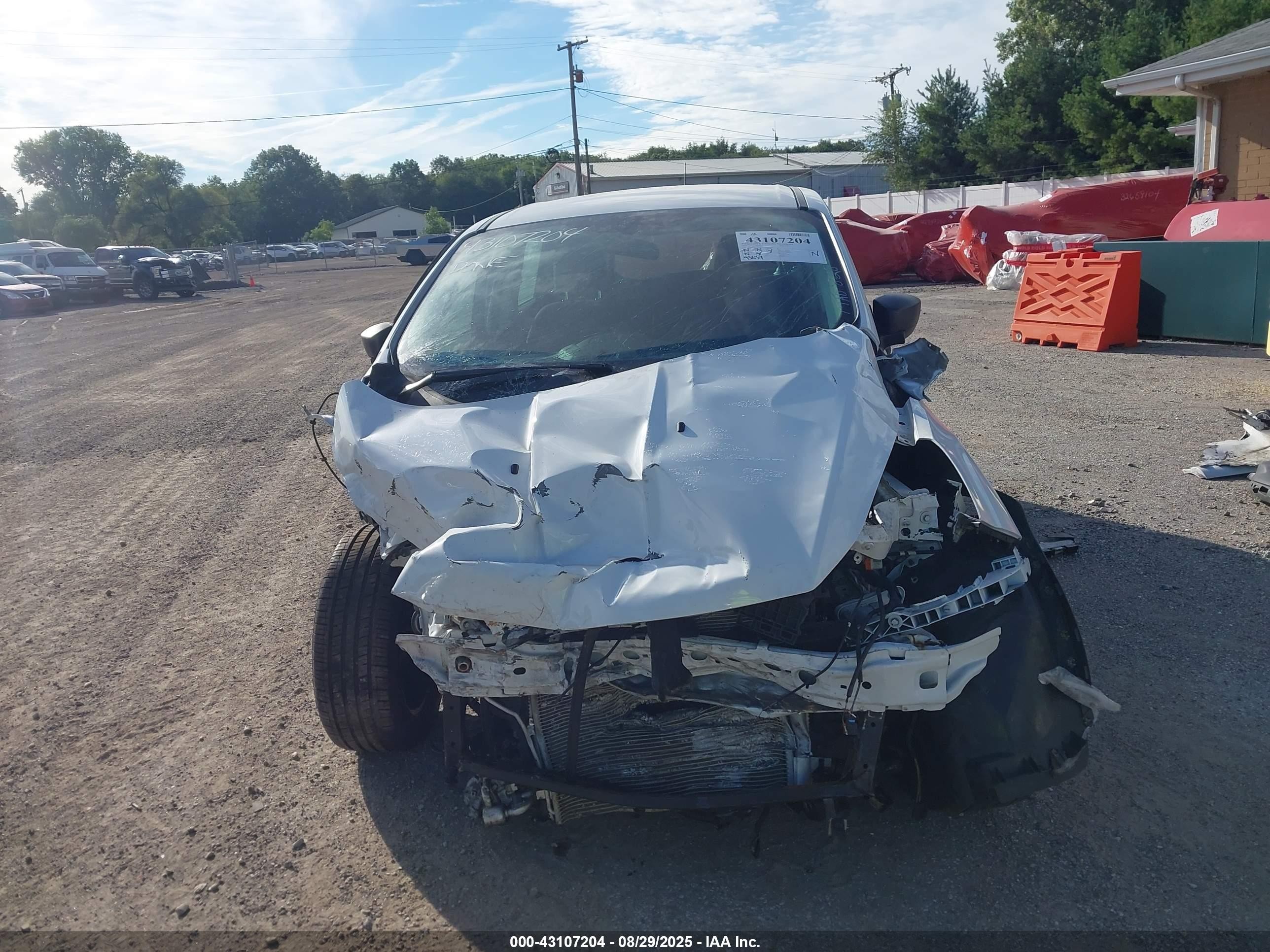 2015 Ford Escape S White vin: 1FMCU0F75FUA06959