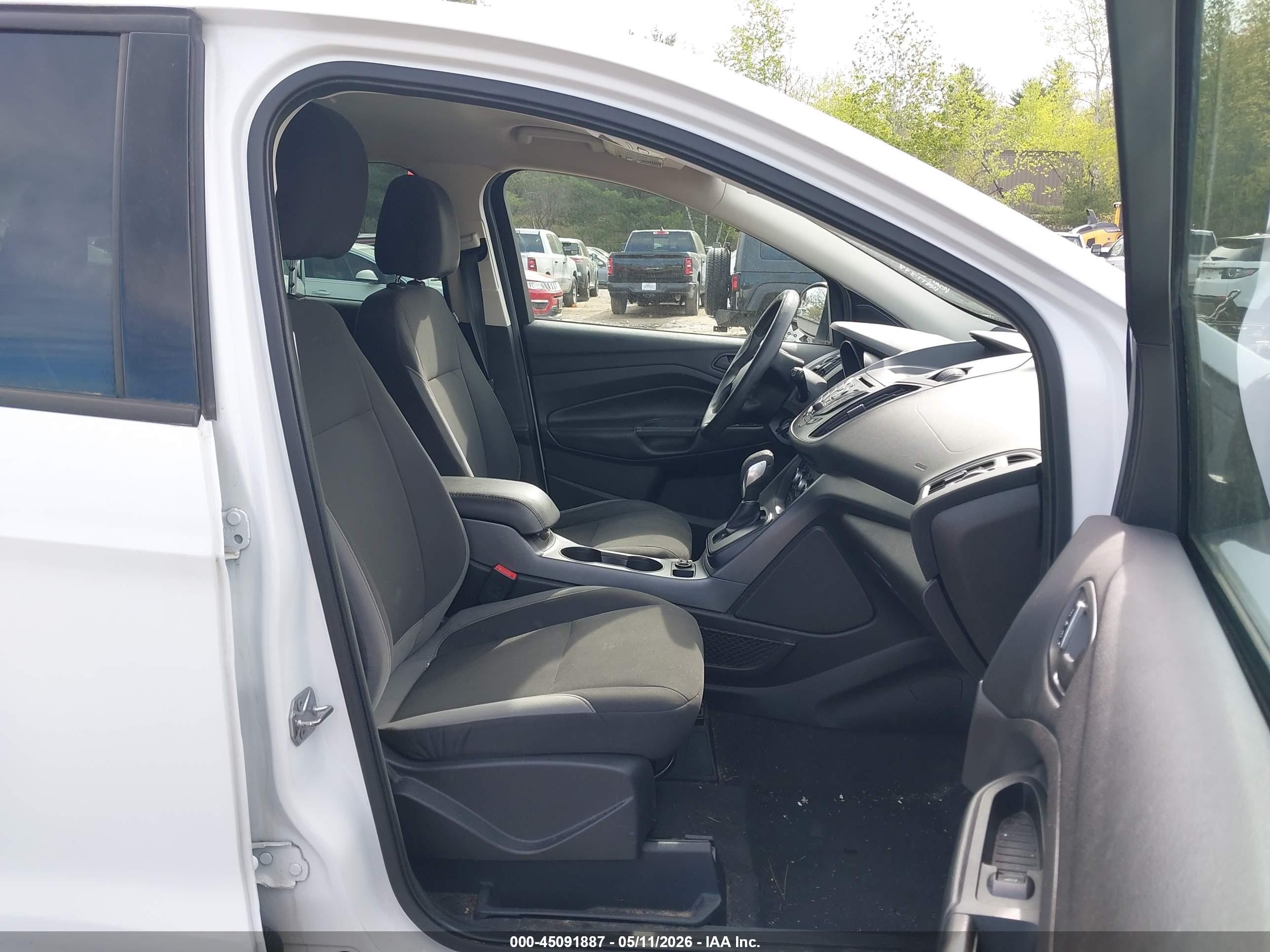 2015 Ford Escape S White vin: 1FMCU0F75FUA08873
