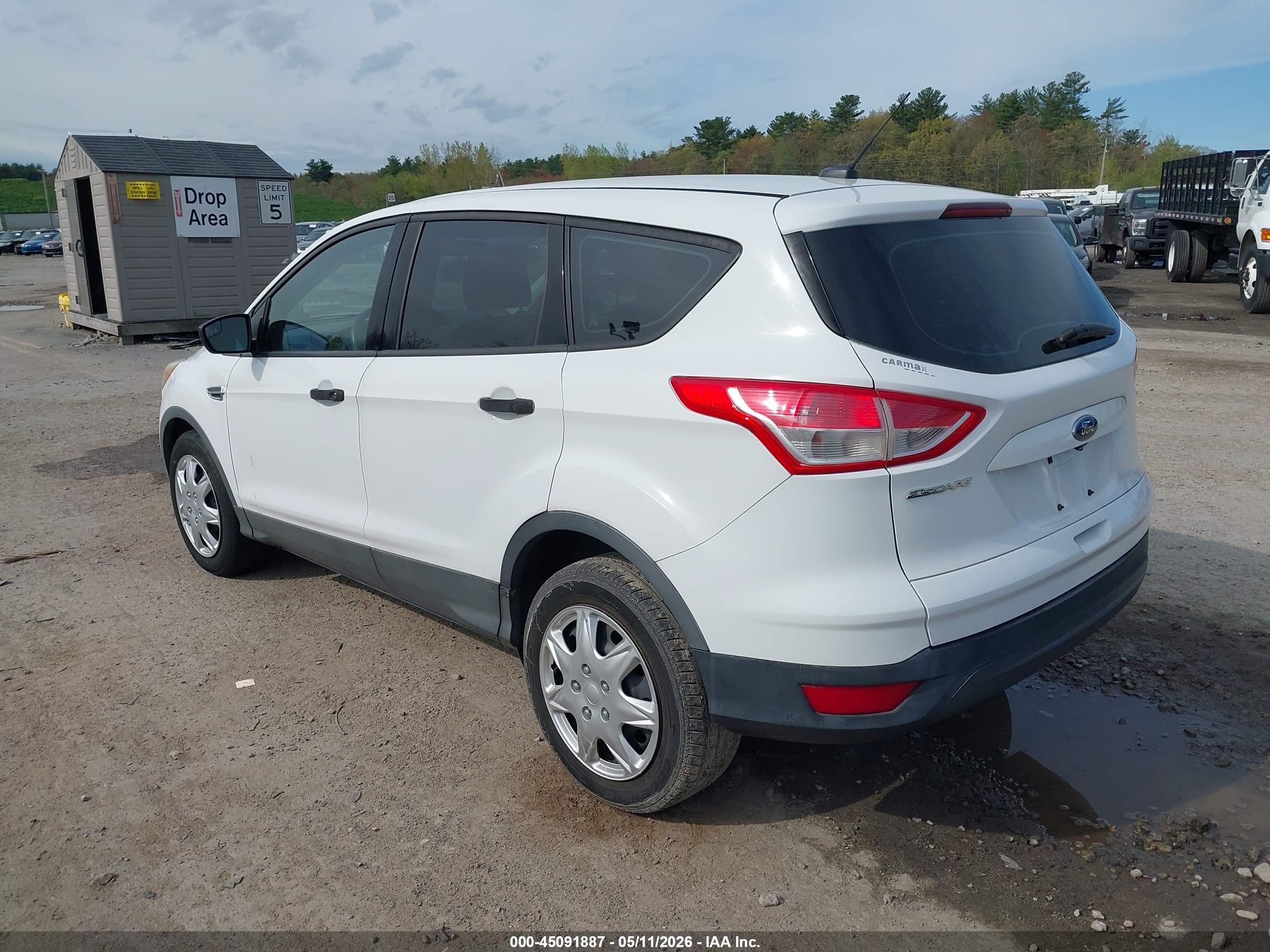 2015 Ford Escape S White vin: 1FMCU0F75FUA08873