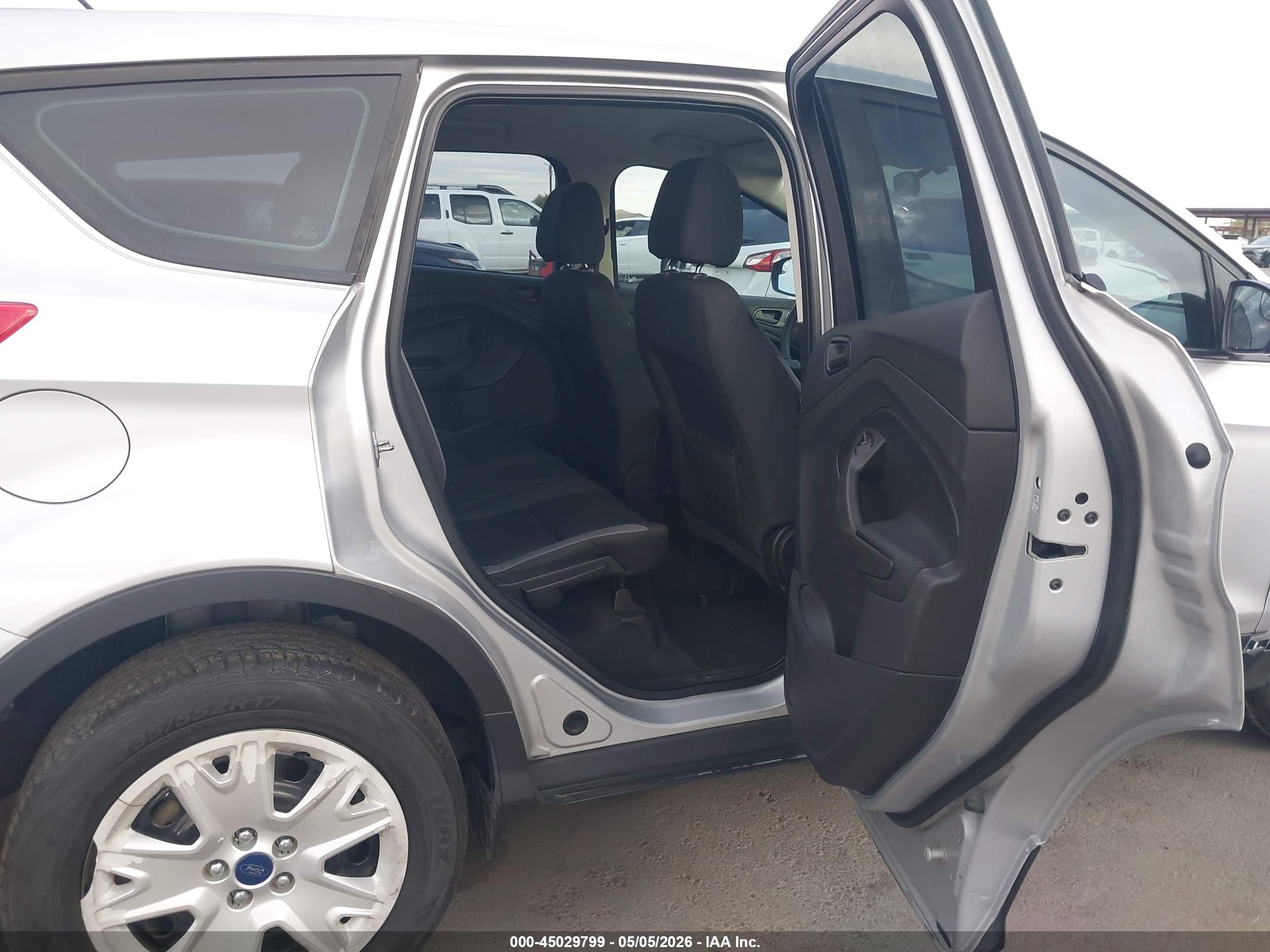 2015 Ford Escape S Silver vin: 1FMCU0F75FUA09117