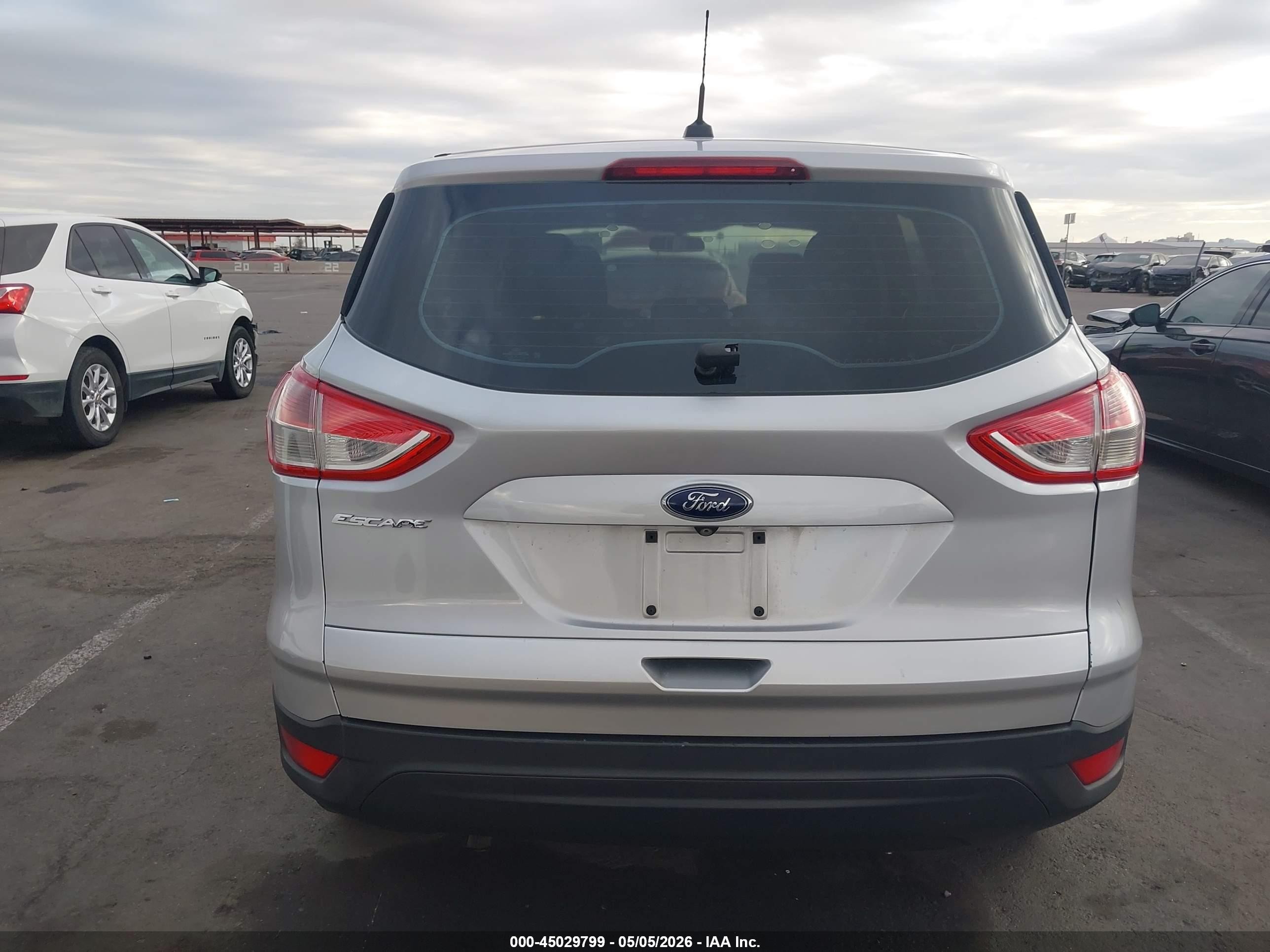 2015 Ford Escape S Silver vin: 1FMCU0F75FUA09117