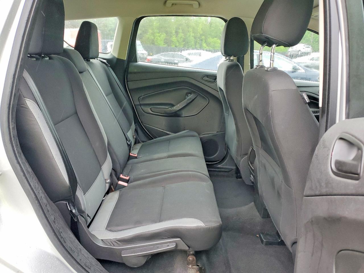 2015 Ford Escape S Silver vin: 1FMCU0F75FUA37872