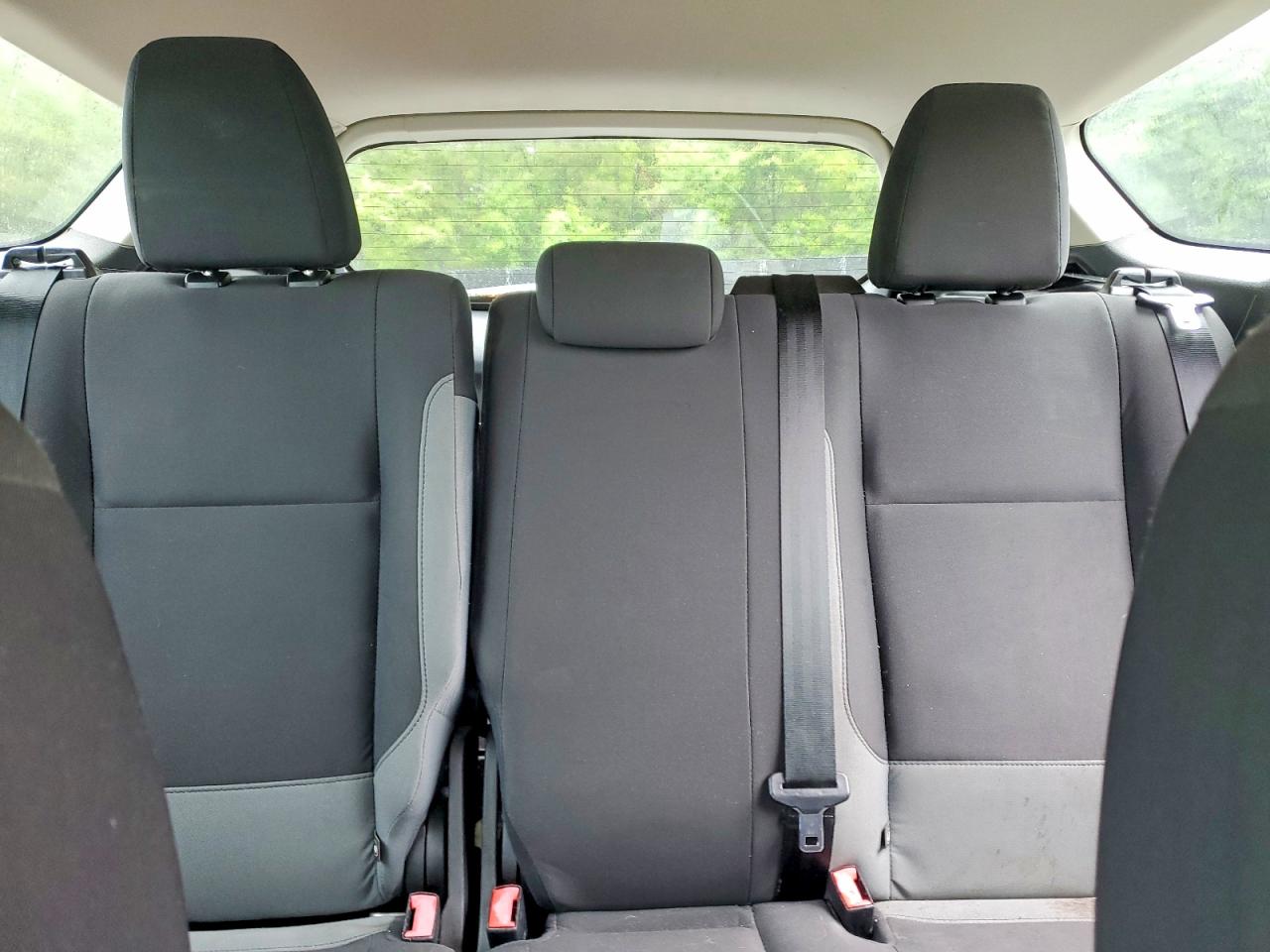 2015 Ford Escape S Silver vin: 1FMCU0F75FUA37872