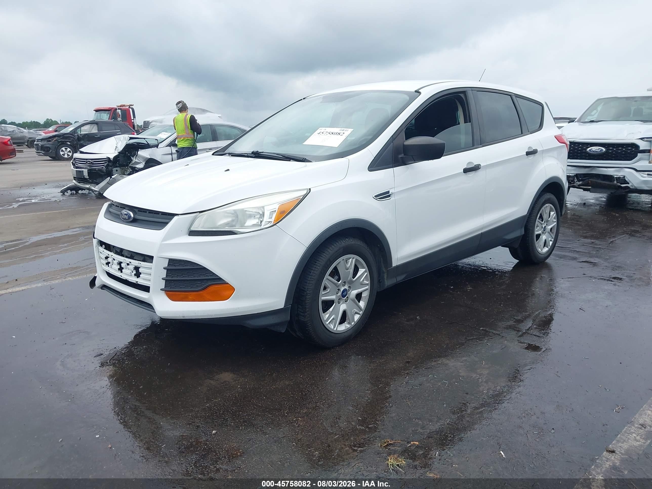 2015 Ford Escape S White vin: 1FMCU0F75FUA45888