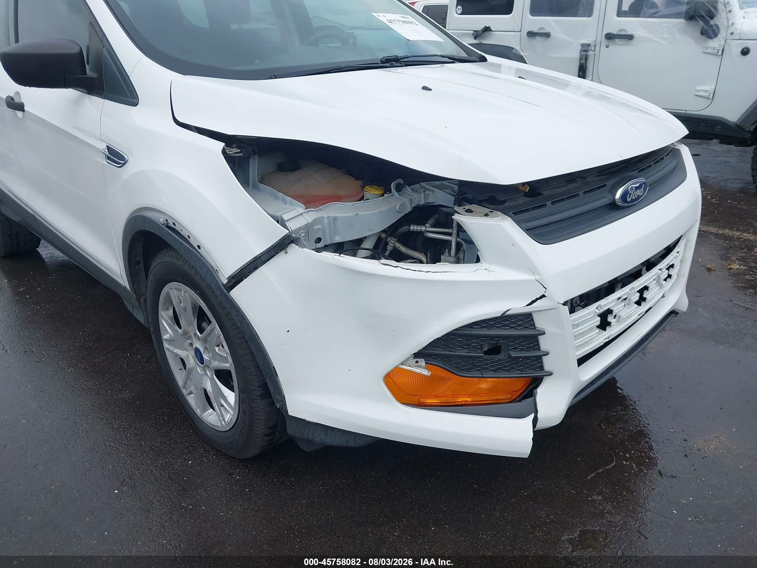 2015 Ford Escape S White vin: 1FMCU0F75FUA45888