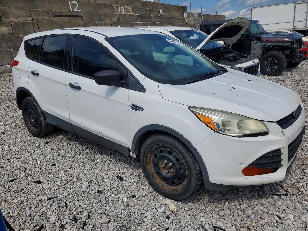 2015 Ford Escape S White vin: 1FMCU0F75FUA87817