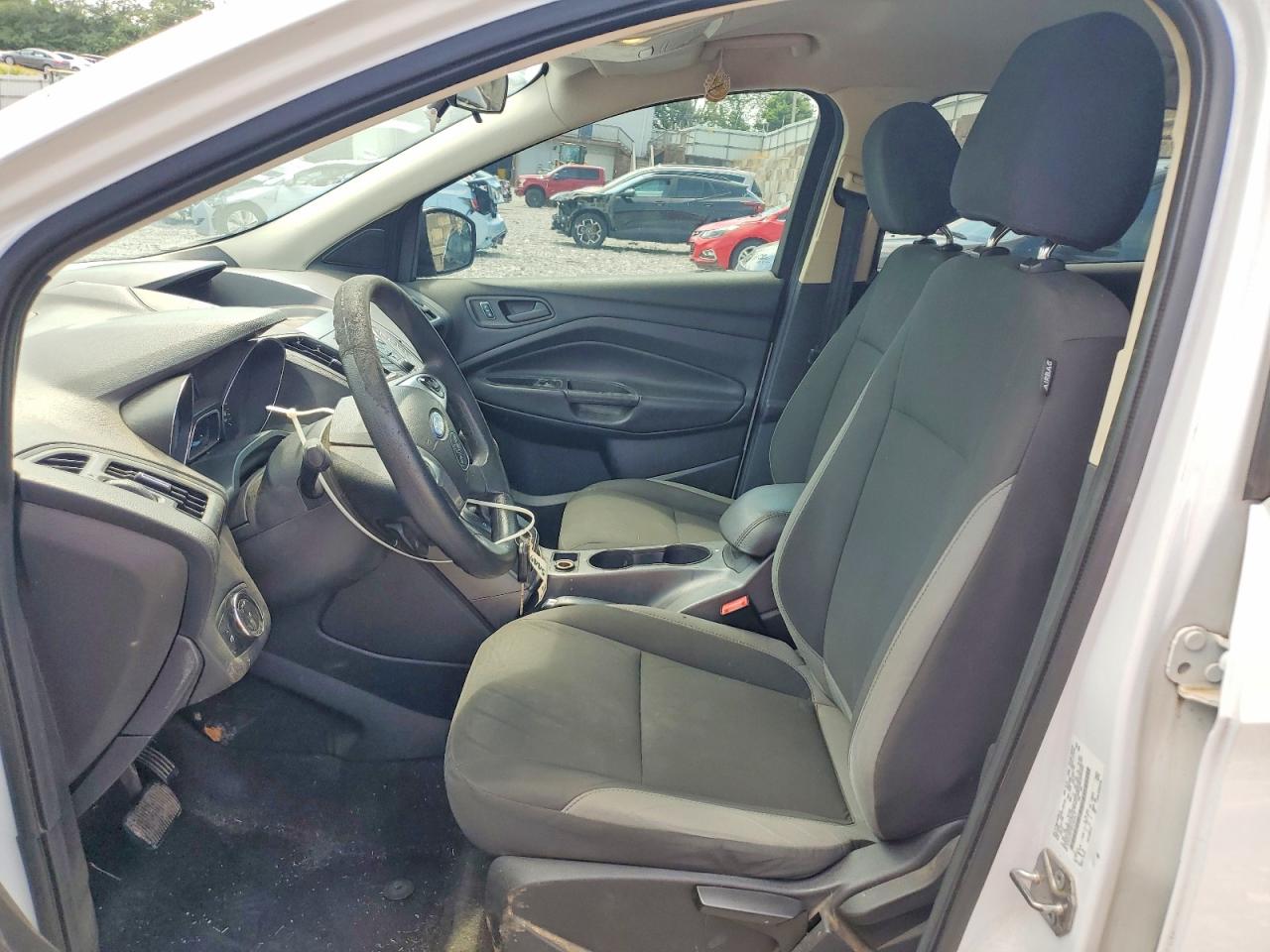 2015 Ford Escape S White vin: 1FMCU0F75FUA87817