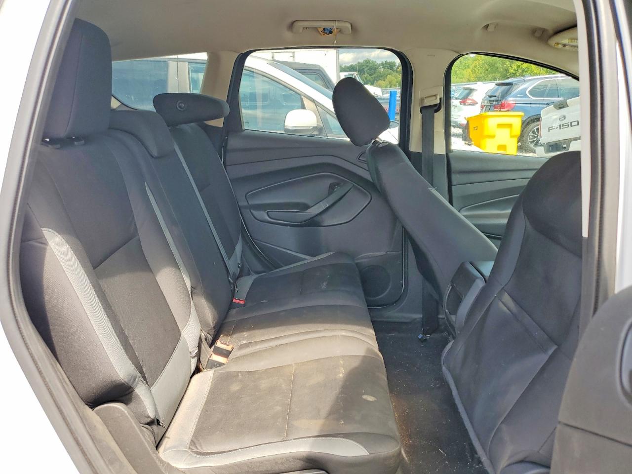 2015 Ford Escape S White vin: 1FMCU0F75FUA87817