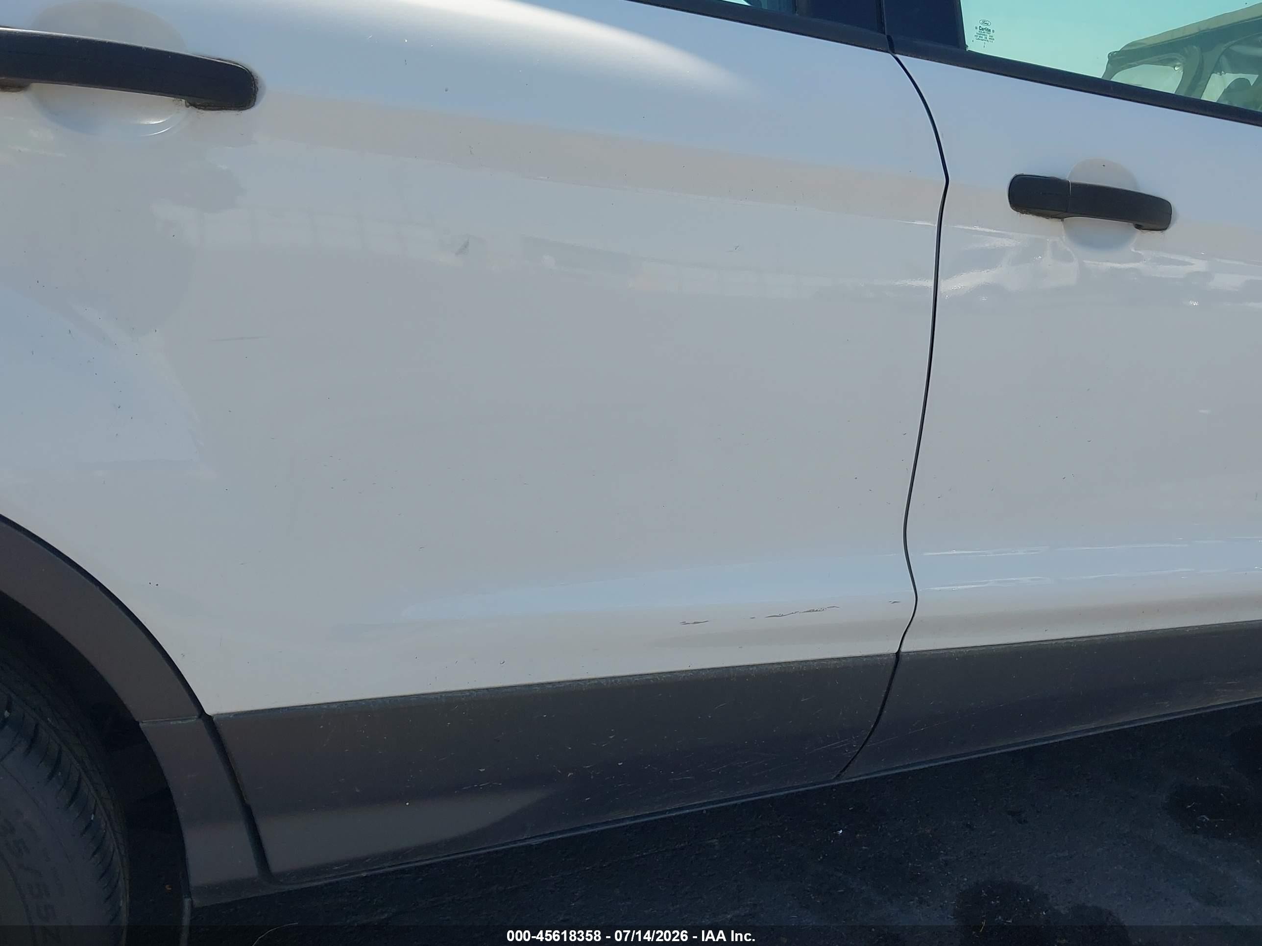 2015 Ford Escape S White vin: 1FMCU0F75FUC80758