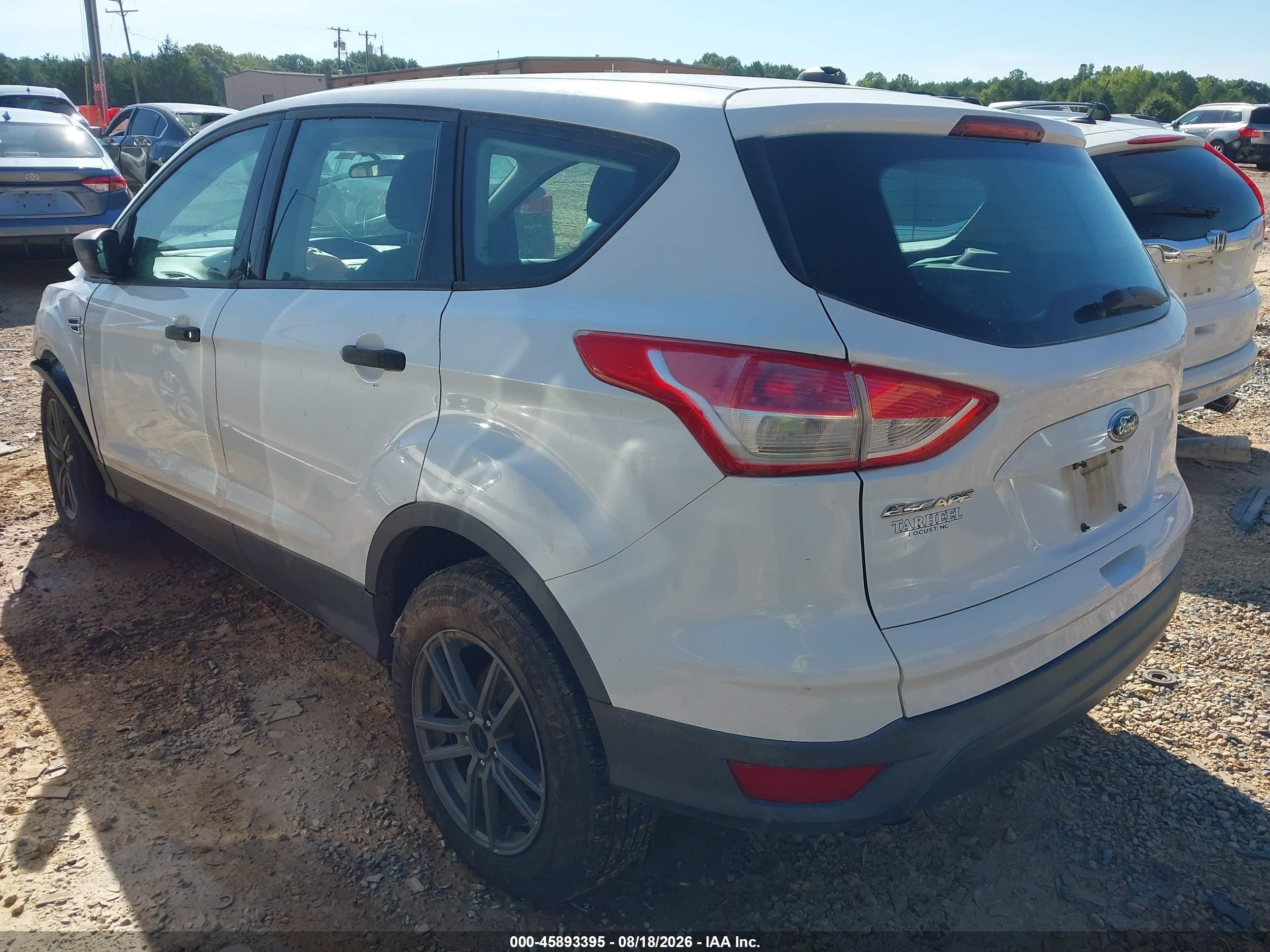 2013 Ford Escape S White vin: 1FMCU0F76DUB36035