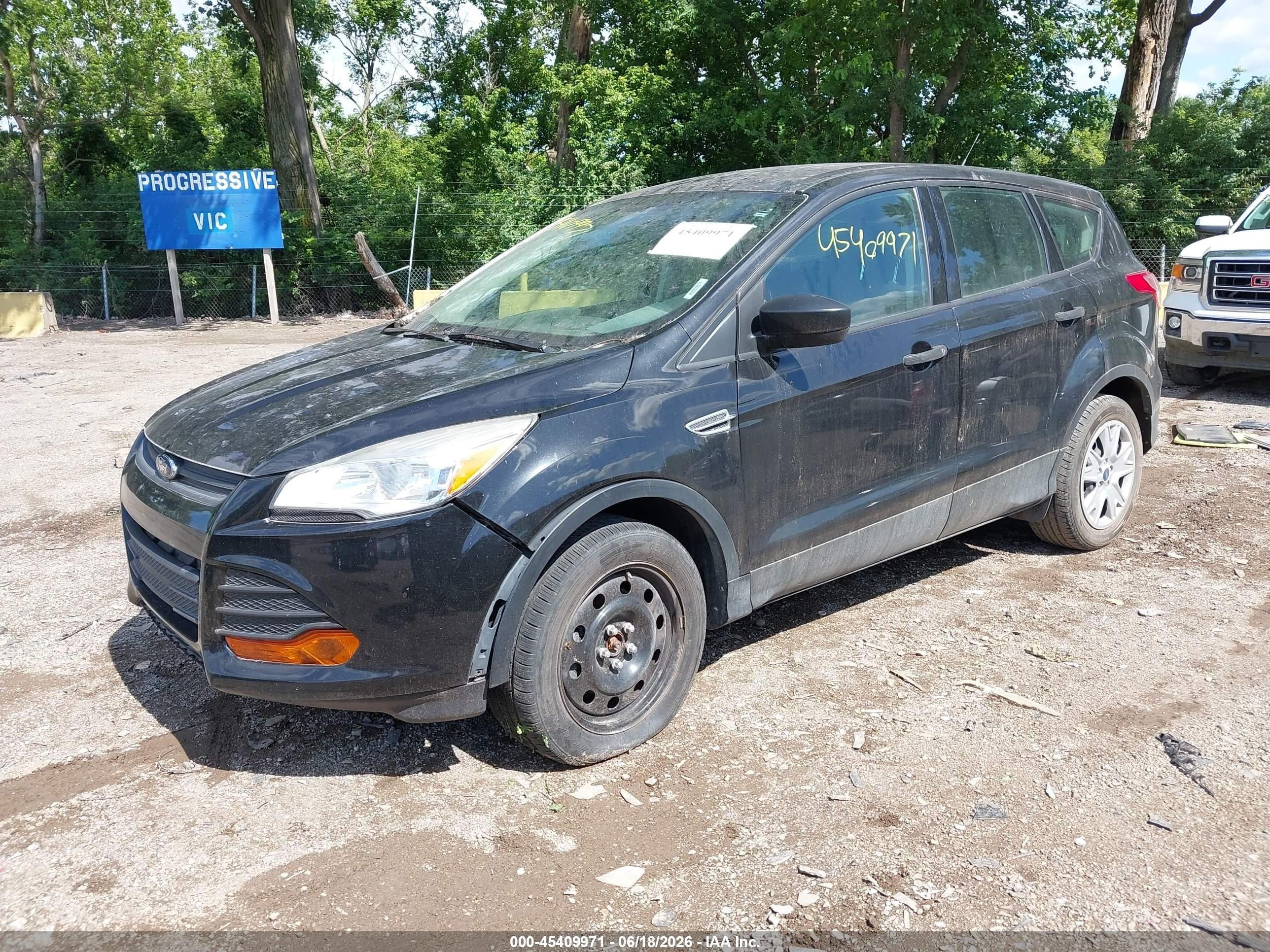 2013 Ford Escape S Black vin: 1FMCU0F76DUB82254