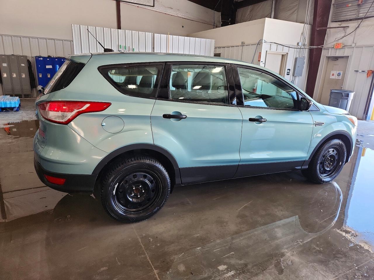 2013 Ford Escape S Turquoise vin: 1FMCU0F76DUC66428
