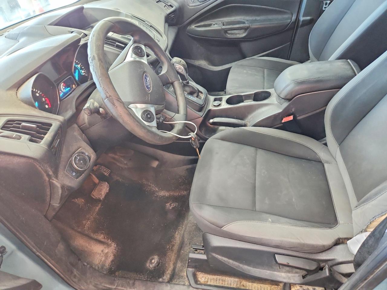 2013 Ford Escape S Turquoise vin: 1FMCU0F76DUC66428