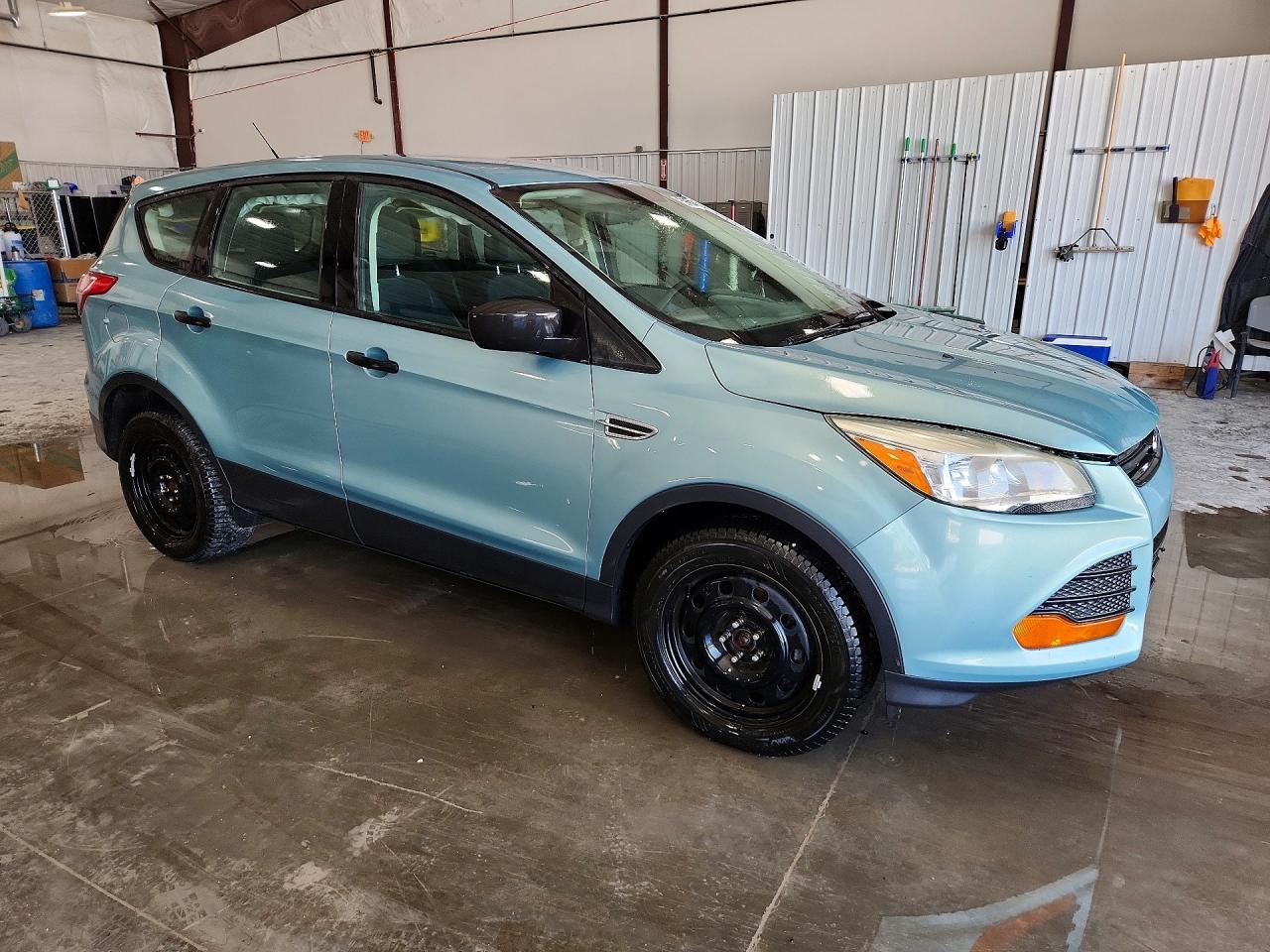 2013 Ford Escape S Turquoise vin: 1FMCU0F76DUC66428
